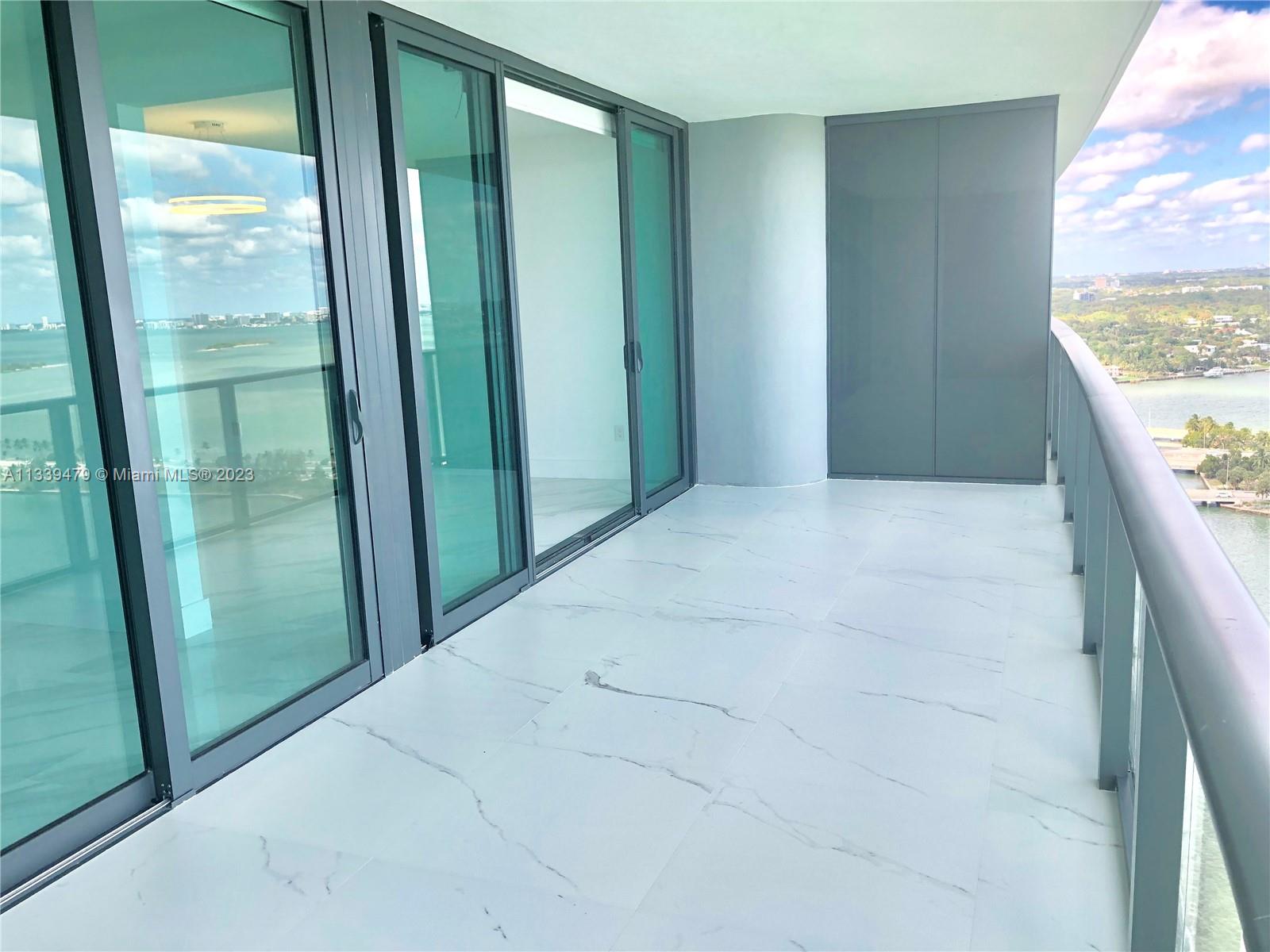 ONE PARAISO CONDO - Residential
