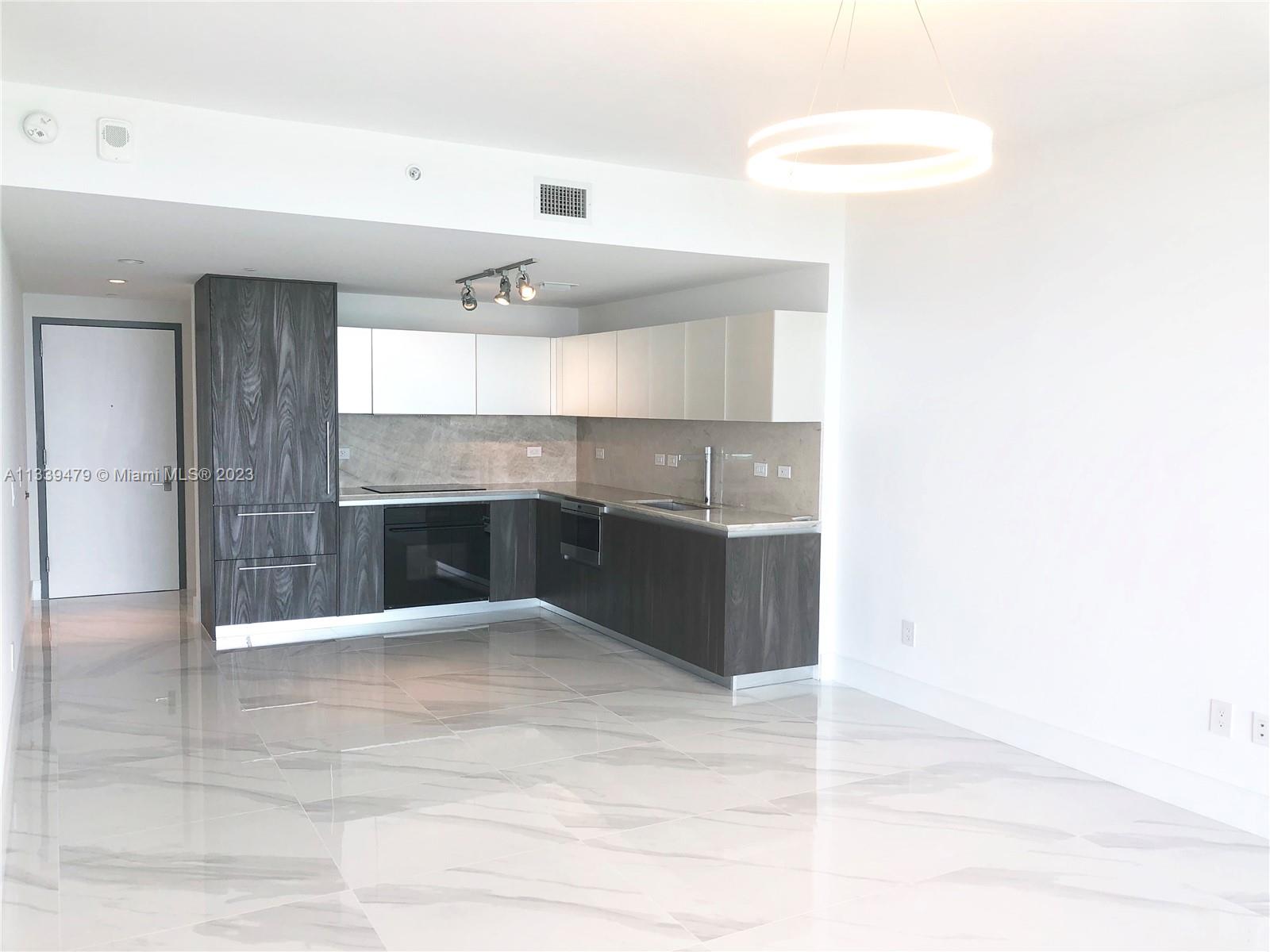 ONE PARAISO CONDO - Residential