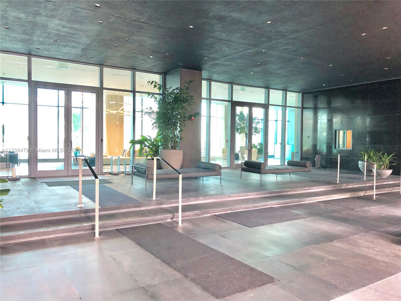 ONE PARAISO CONDO - Residential