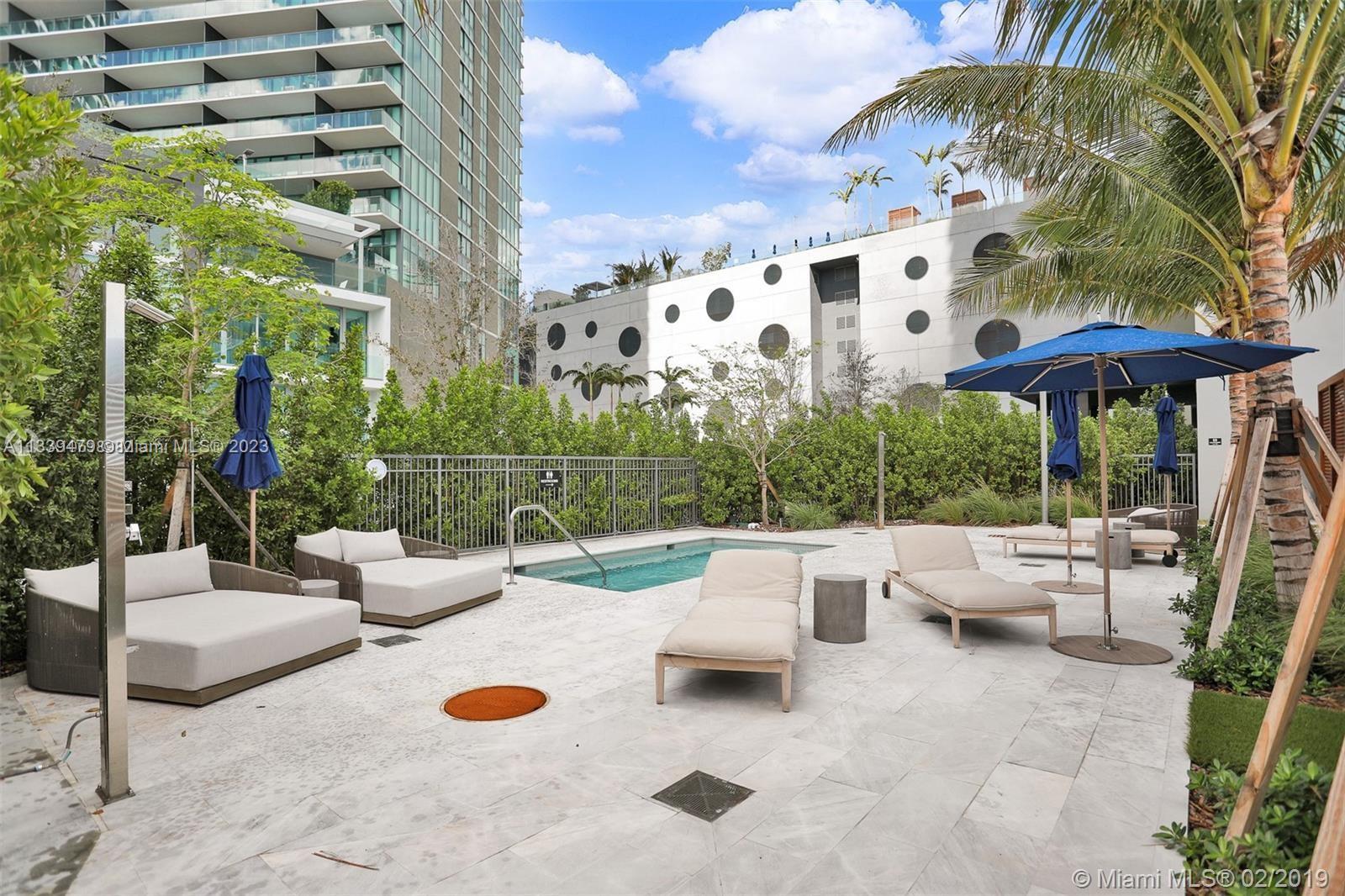 ONE PARAISO CONDO - Residential