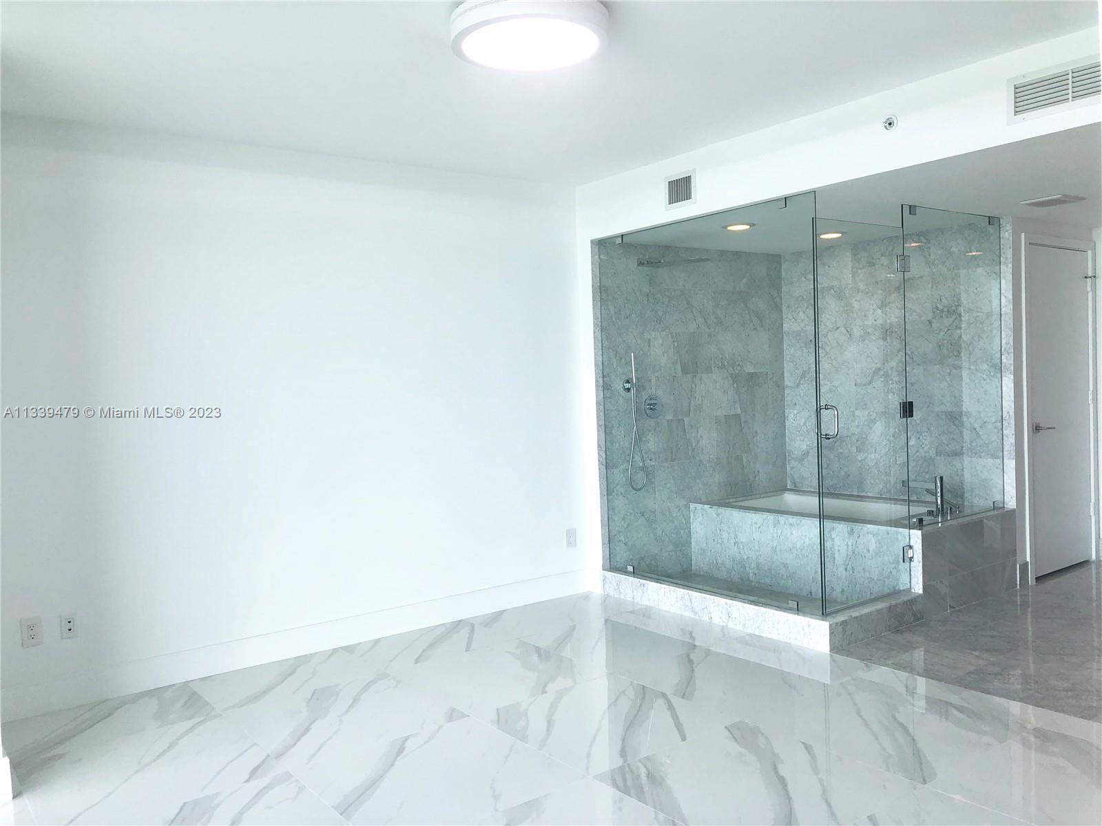 ONE PARAISO CONDO - Residential