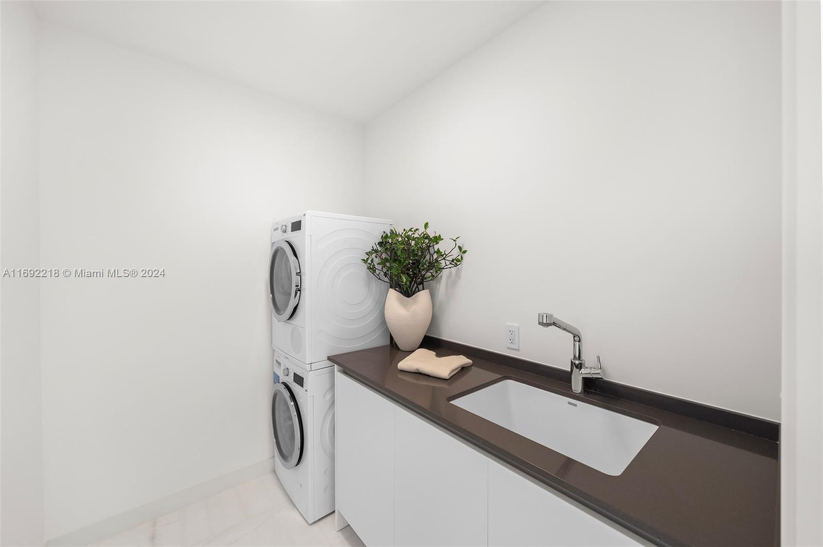 Aston Martin Residences - Residential