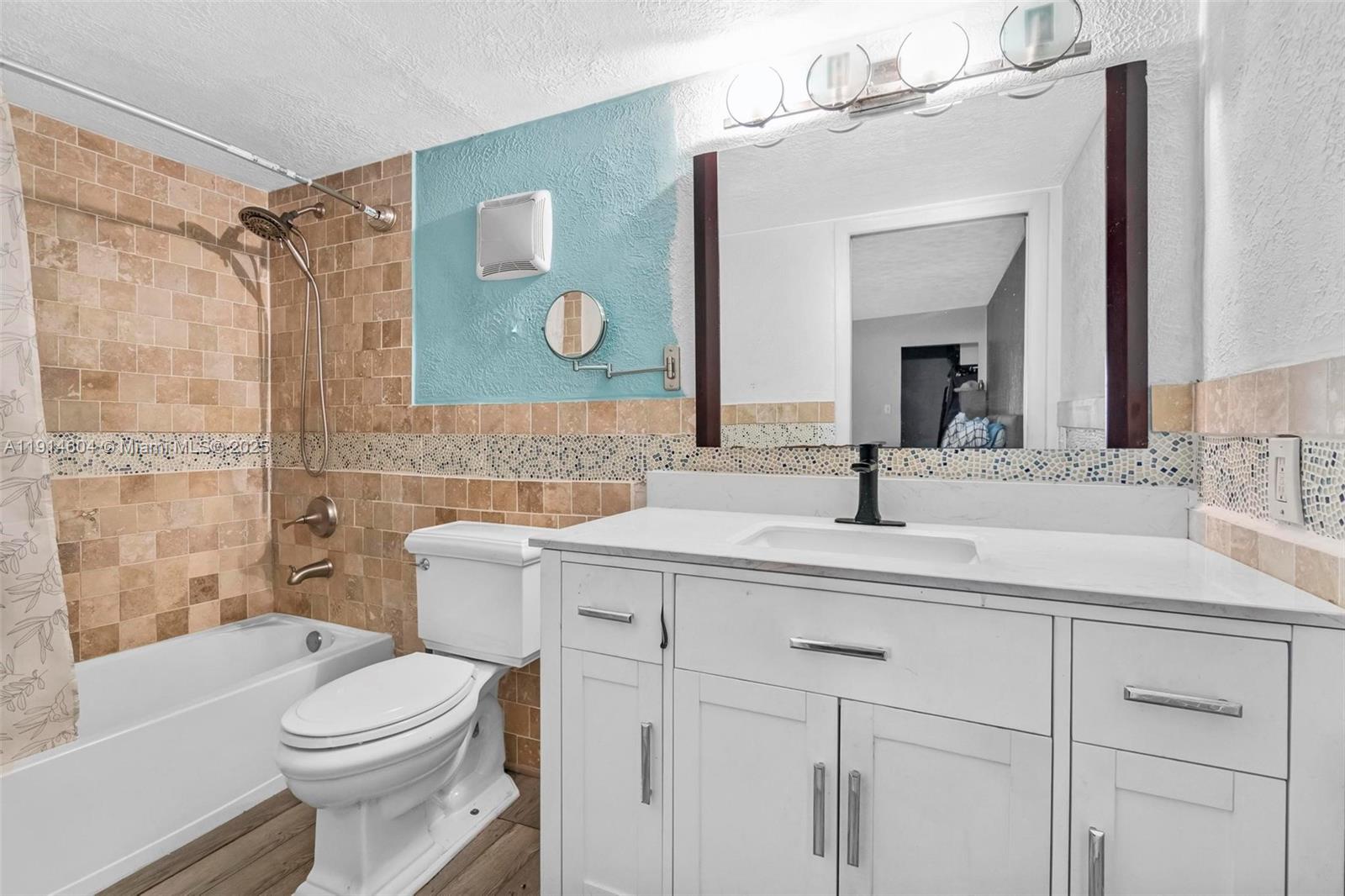 CYPRESS CHASE NORTH NO 3 - Residential