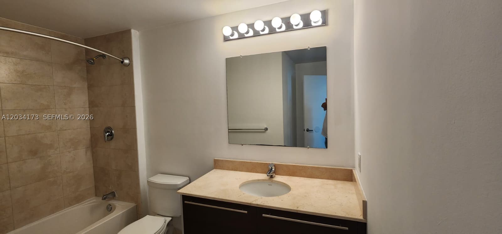 QUANTUM ON THE BAY CONDO - Residential Lease