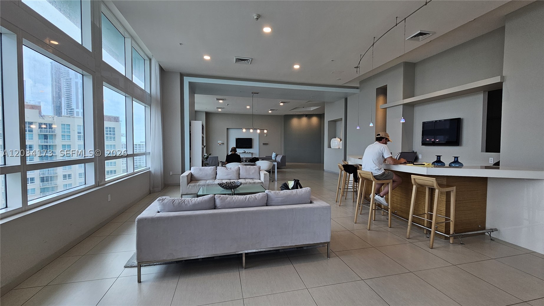 QUANTUM ON THE BAY CONDO - Residential Lease