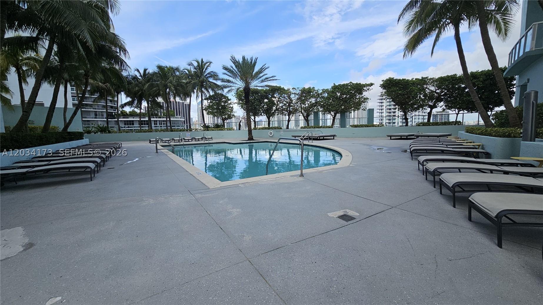 QUANTUM ON THE BAY CONDO - Residential Lease