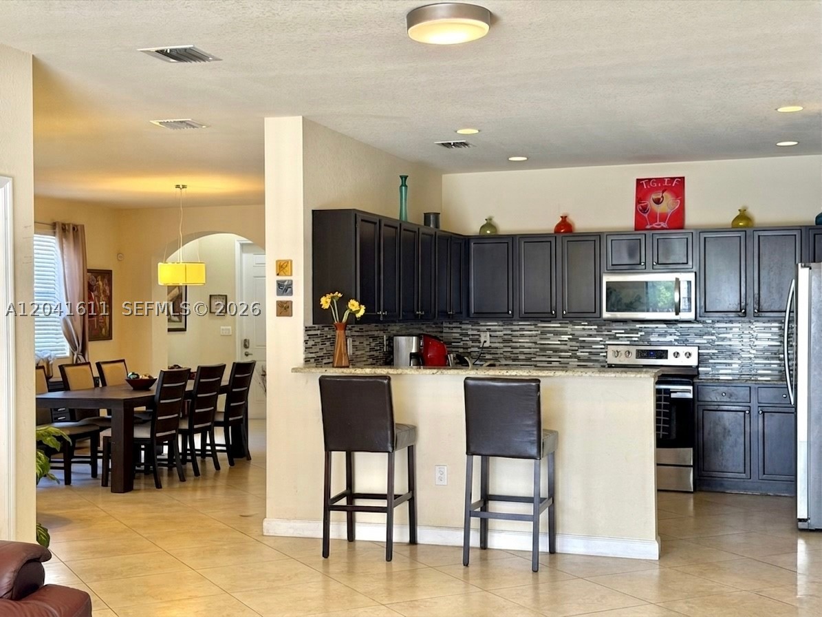 LAKES BY THE BAY FAYE REP - Residential
