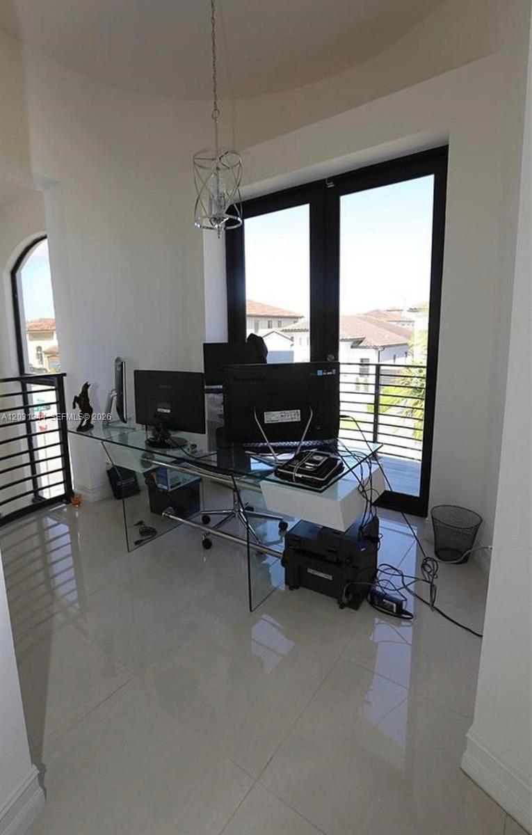 LUZ MARINA SUBDIVISION - Residential Lease