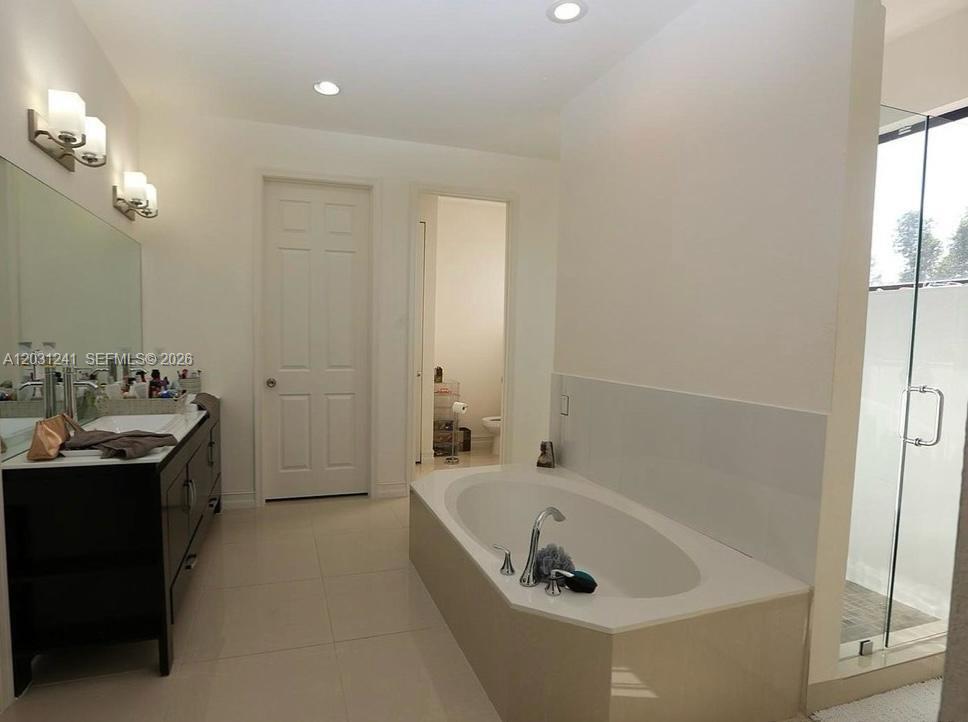 LUZ MARINA SUBDIVISION - Residential Lease