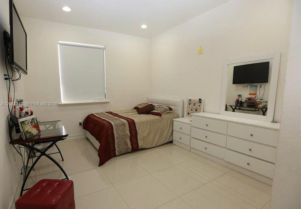 LUZ MARINA SUBDIVISION - Residential Lease