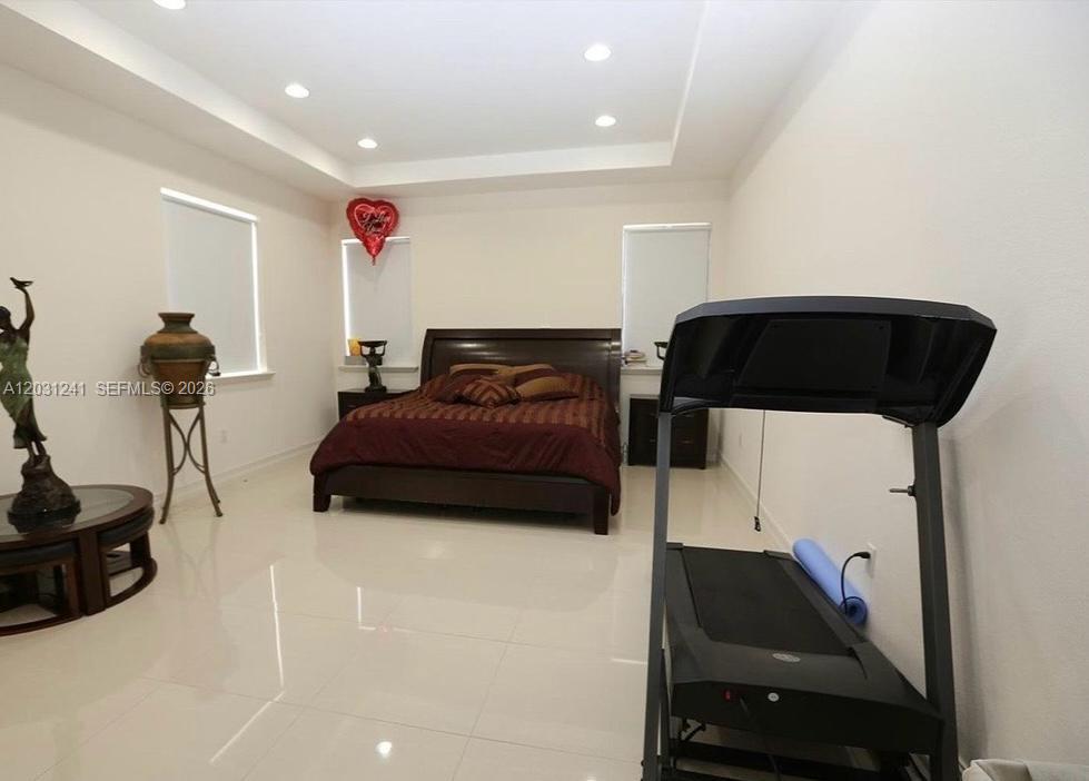 LUZ MARINA SUBDIVISION - Residential Lease