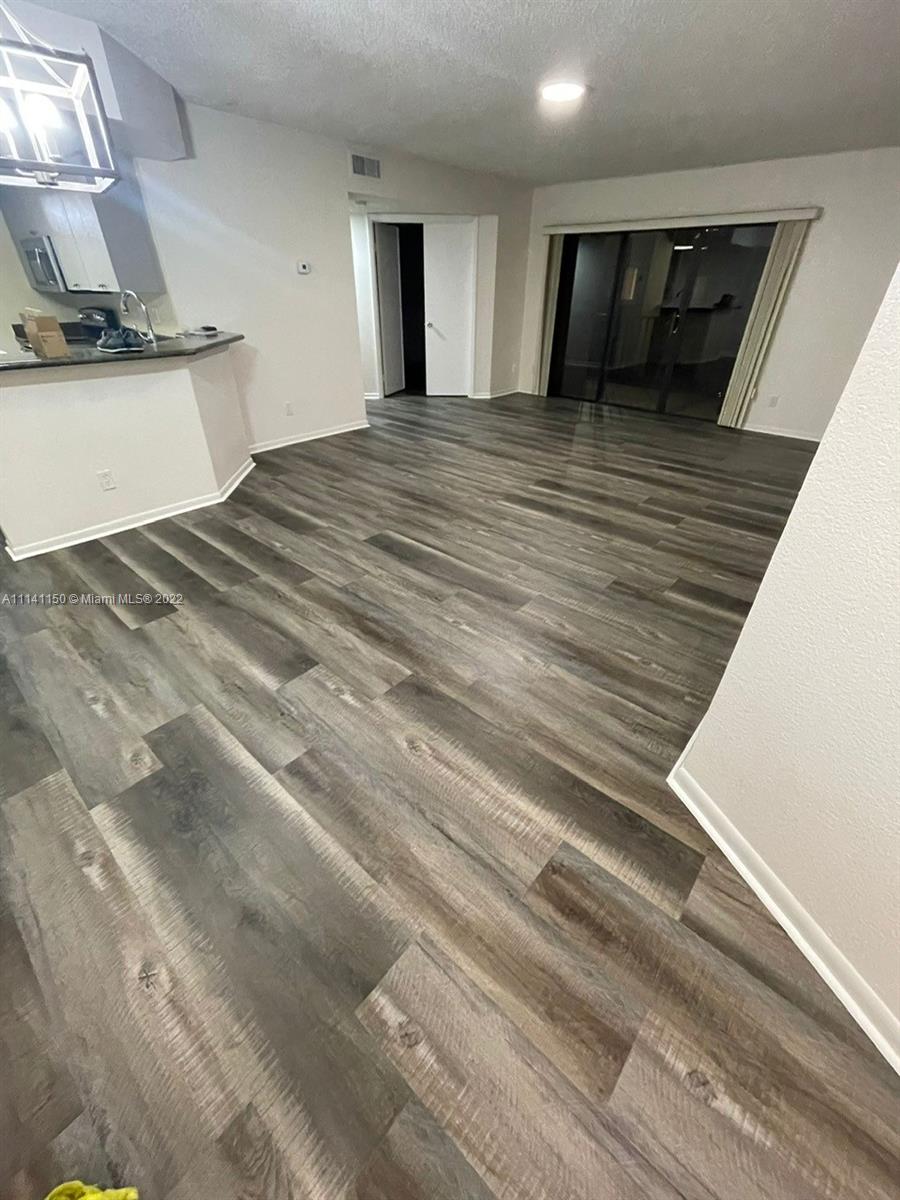 VISCONTI CONDO - Residential Lease