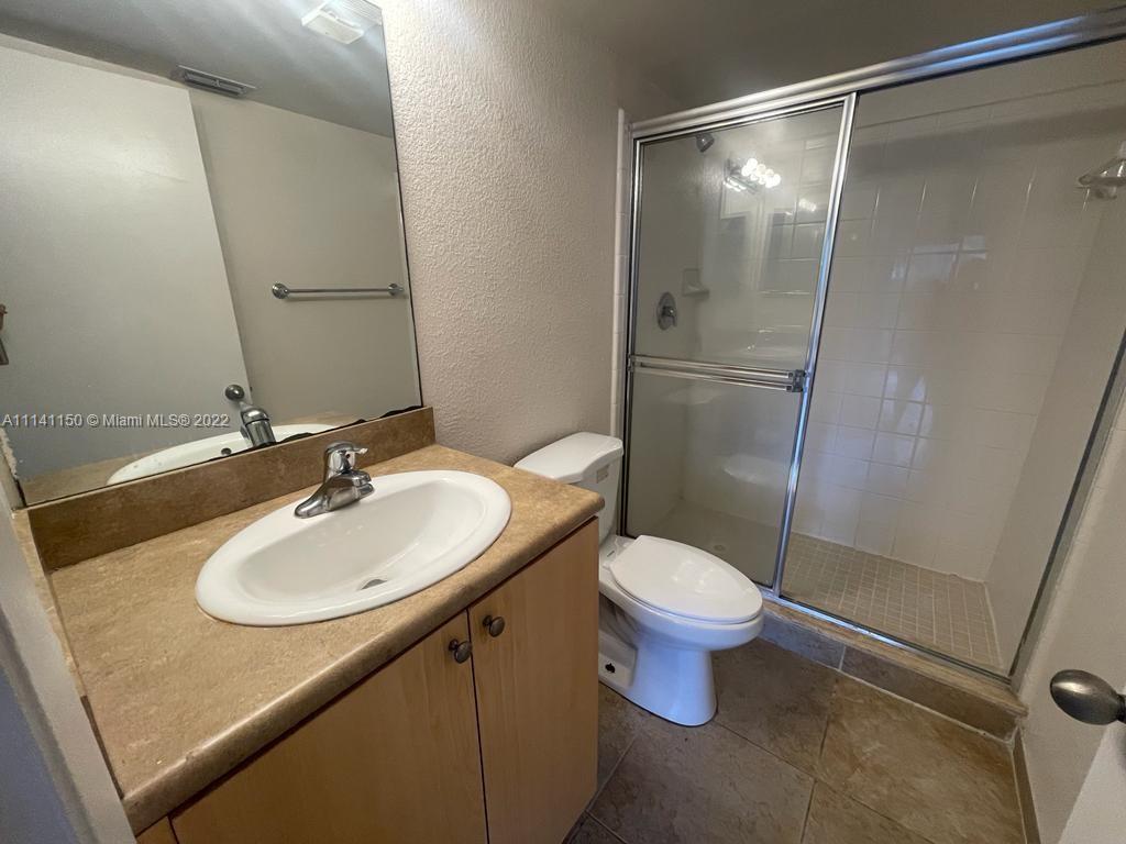 VISCONTI CONDO - Residential Lease