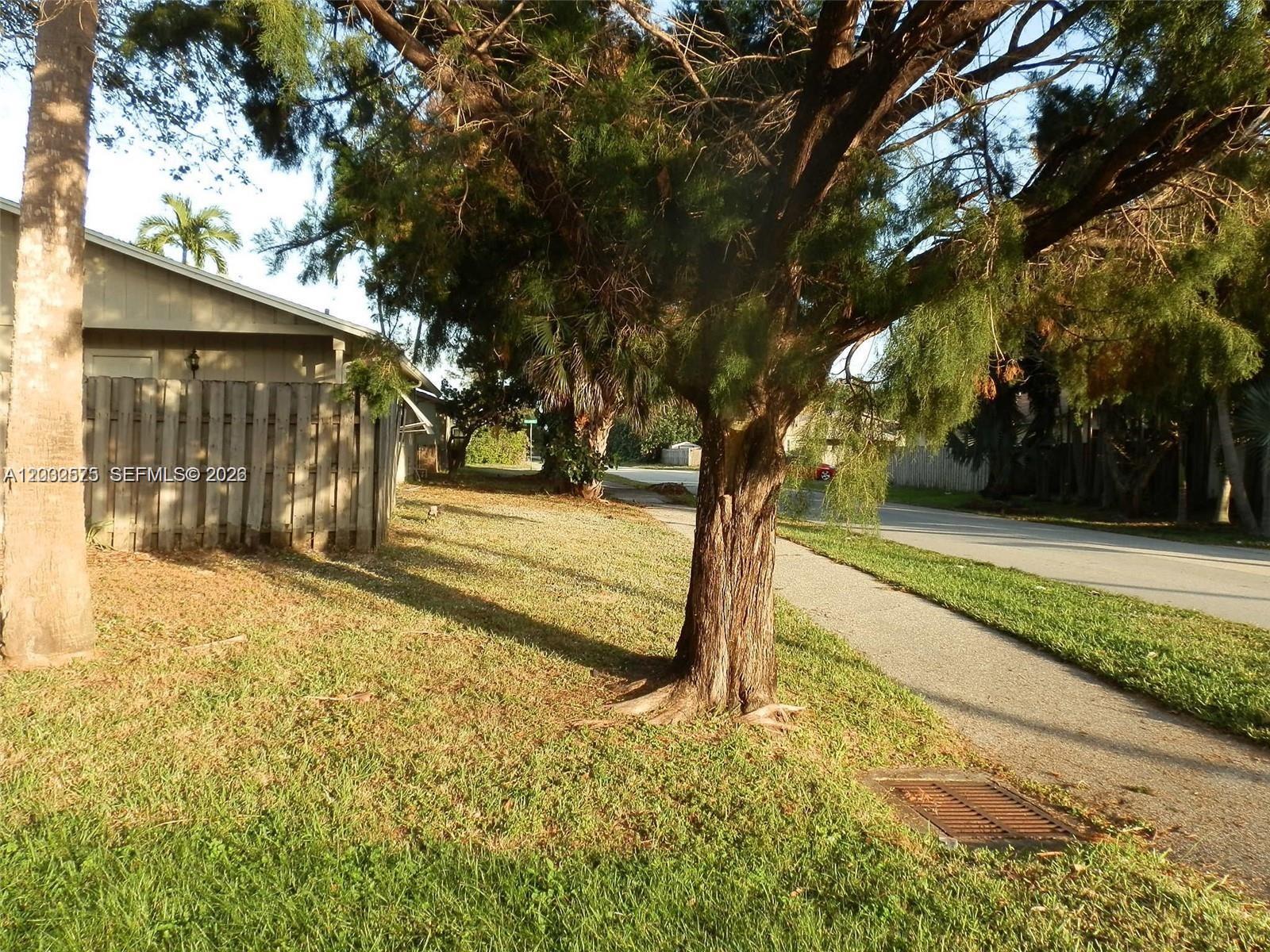 PARKWAY VILLAGE - Residential