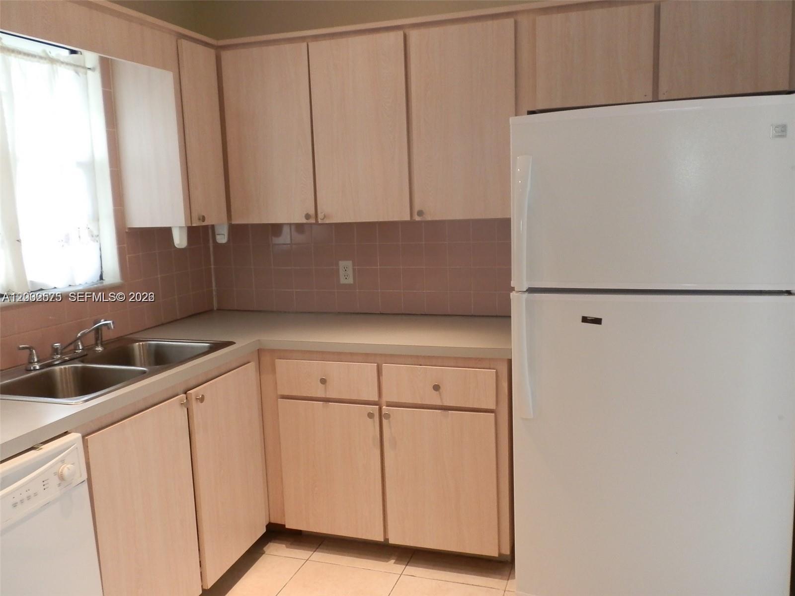 PARKWAY VILLAGE - Residential