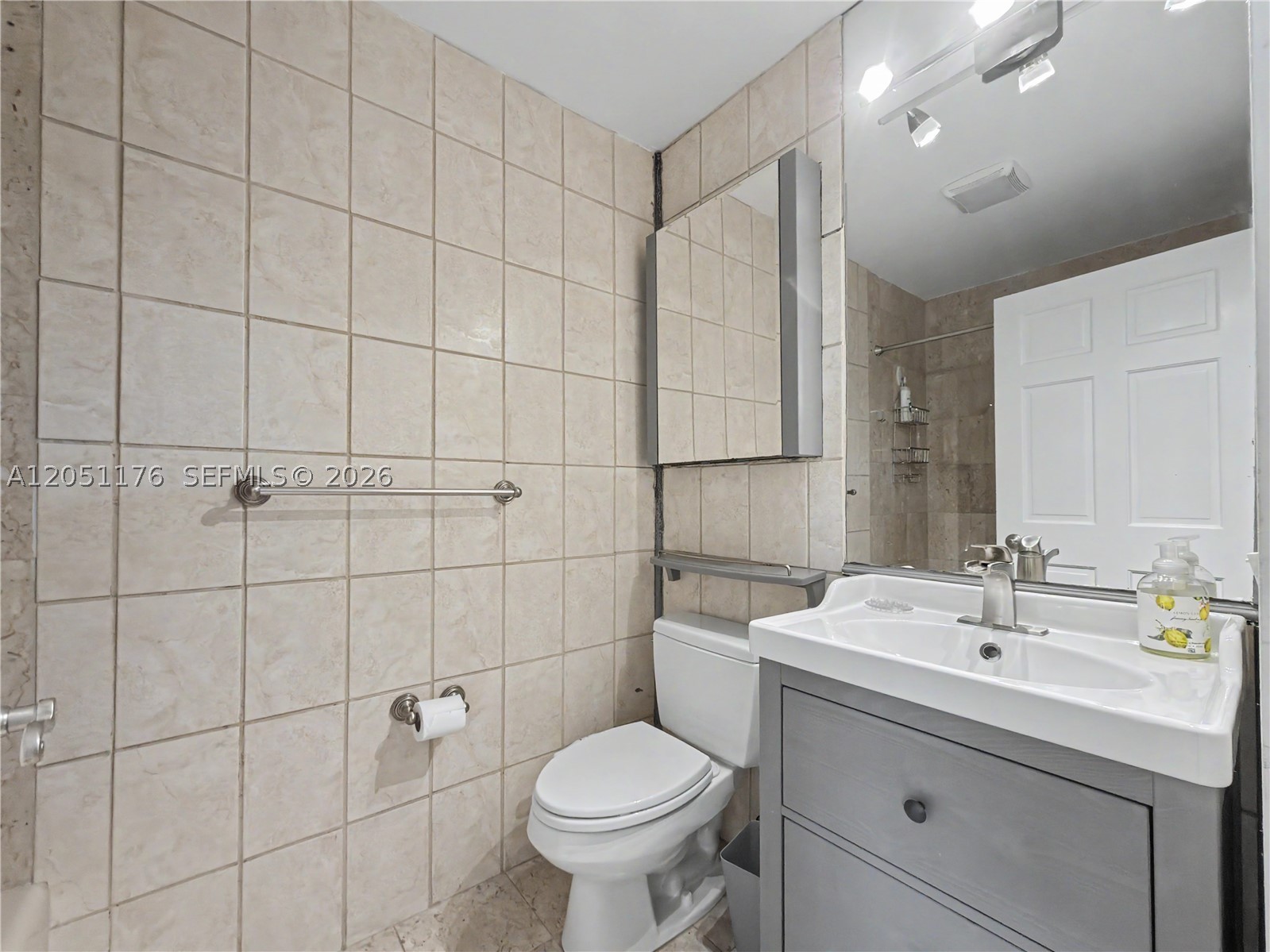 BAYSIDE VILLAGE EAST - Residential