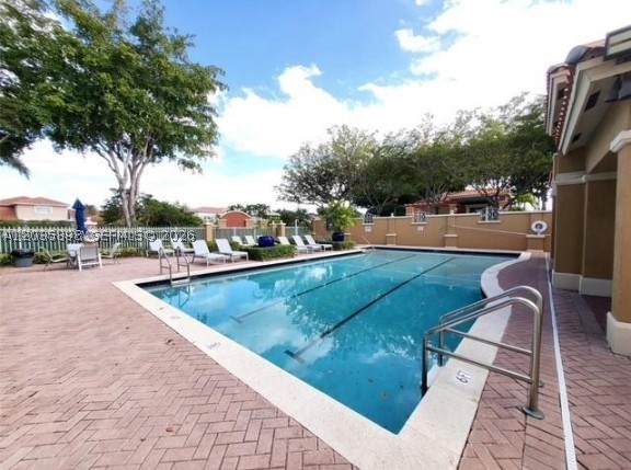 THE GATES AT DORAL ISLES - Residential