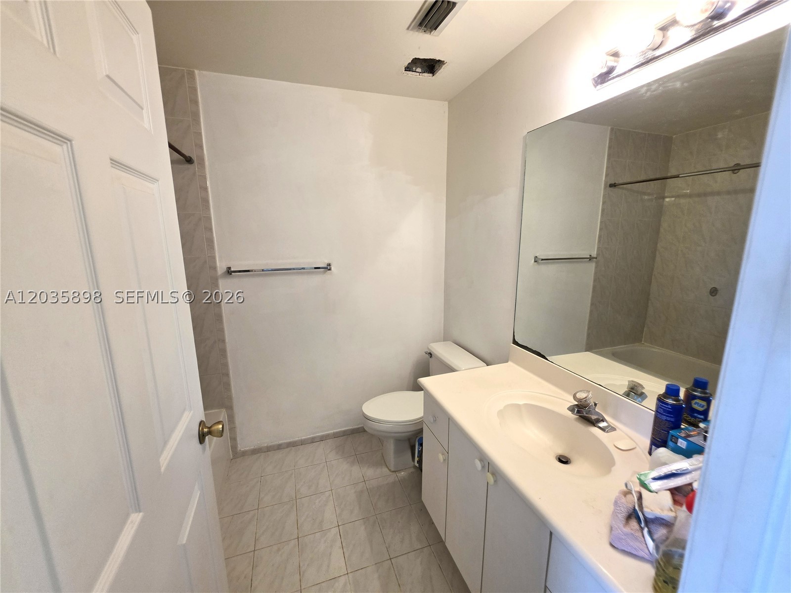 THE GATES AT DORAL ISLES - Residential
