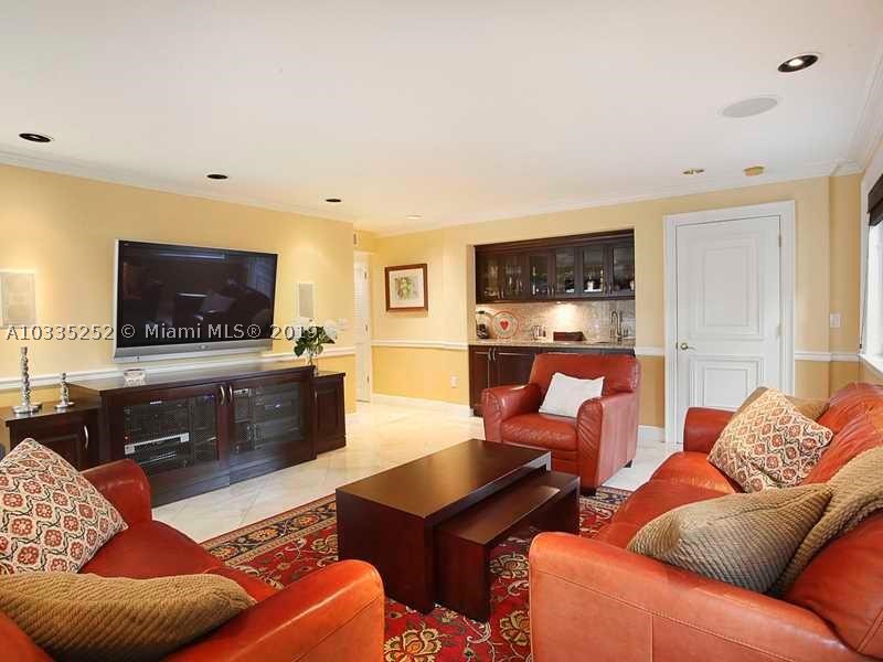 29 54 41 C GABLES RIV SEC - Residential