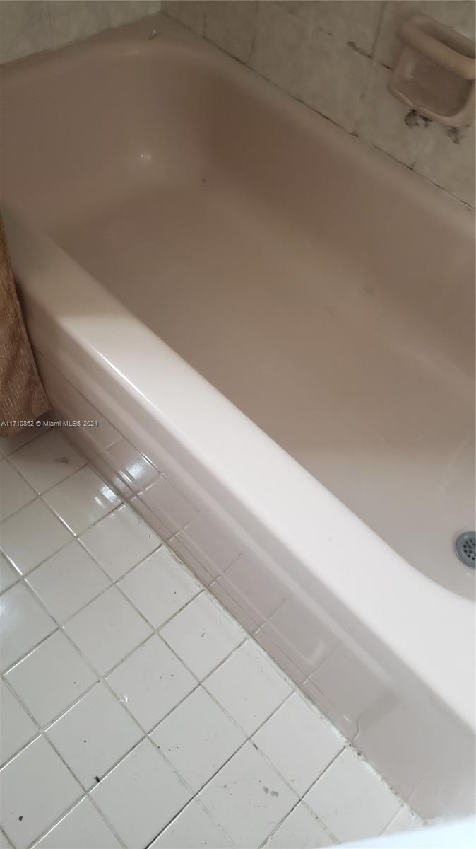 LAUDERDALE NORTH PARK SEC - Residential Lease