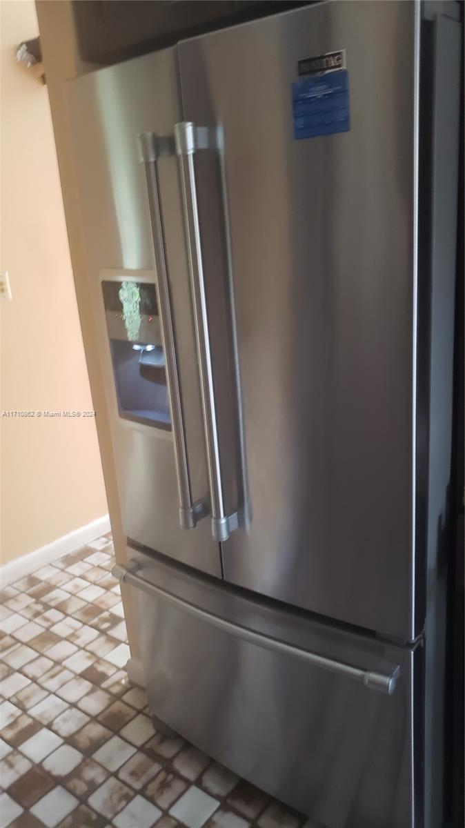 LAUDERDALE NORTH PARK SEC - Residential Lease