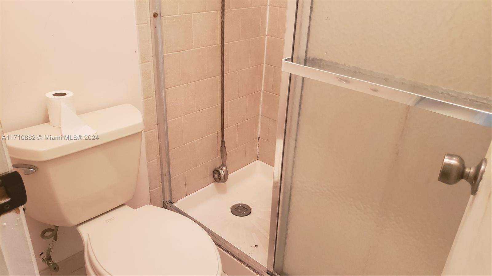 LAUDERDALE NORTH PARK SEC - Residential Lease