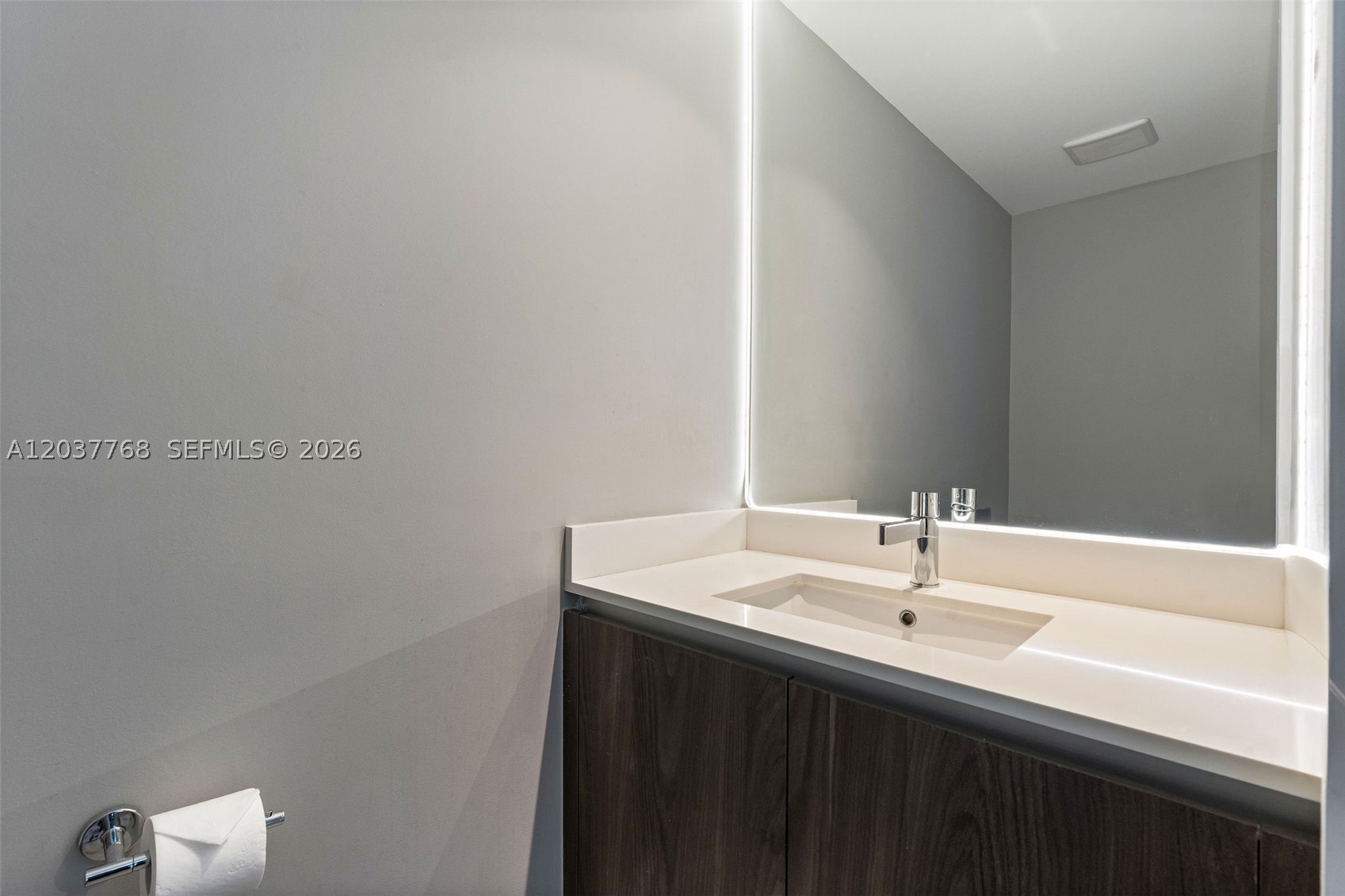 ONE PARAISO CONDO - Residential Lease
