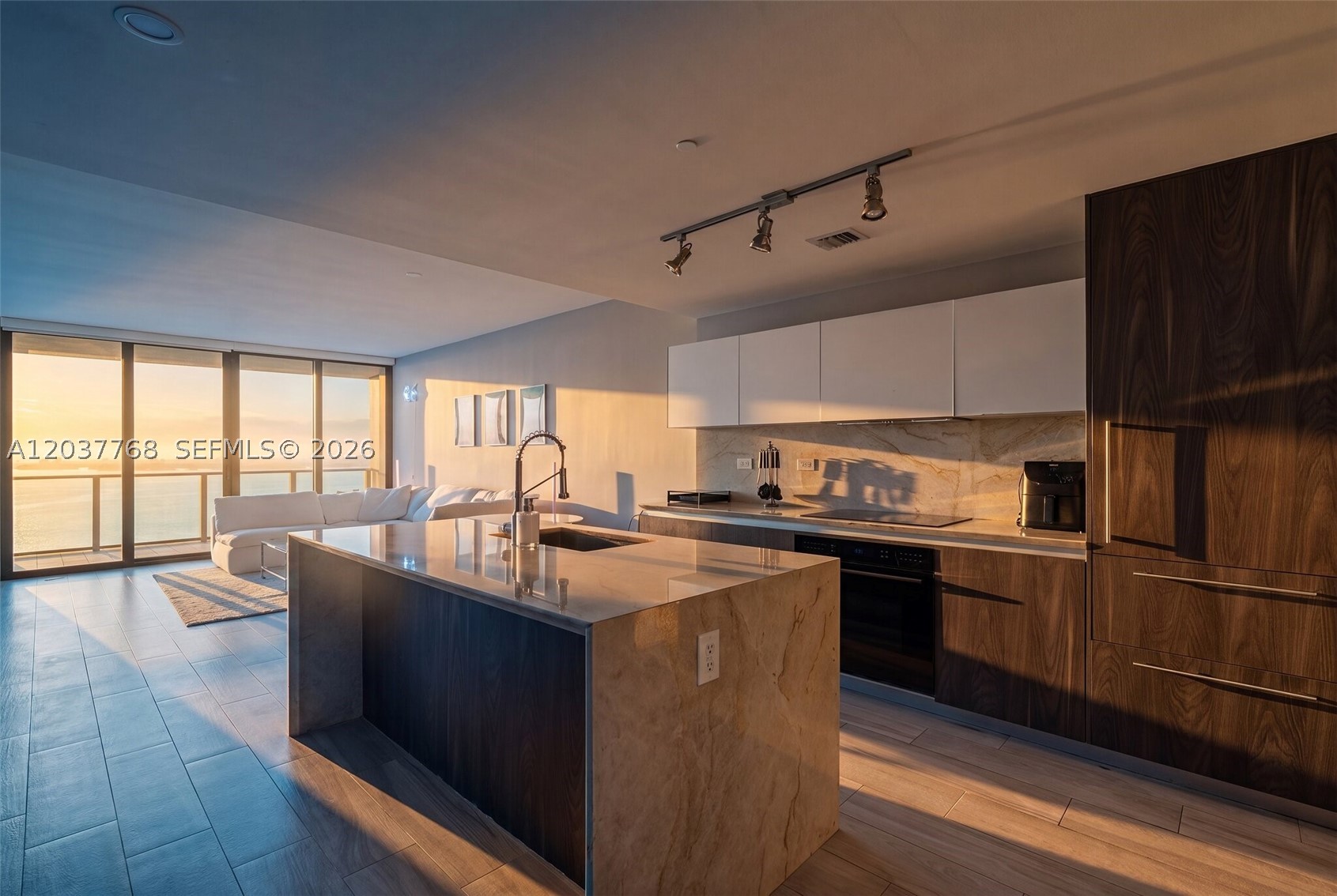 ONE PARAISO CONDO - Residential Lease
