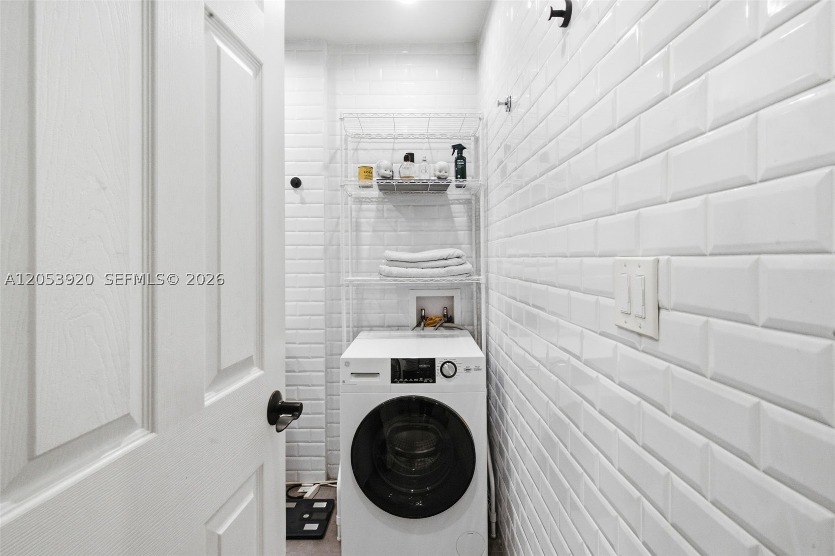 ESPANOLA COURT CONDO - Residential