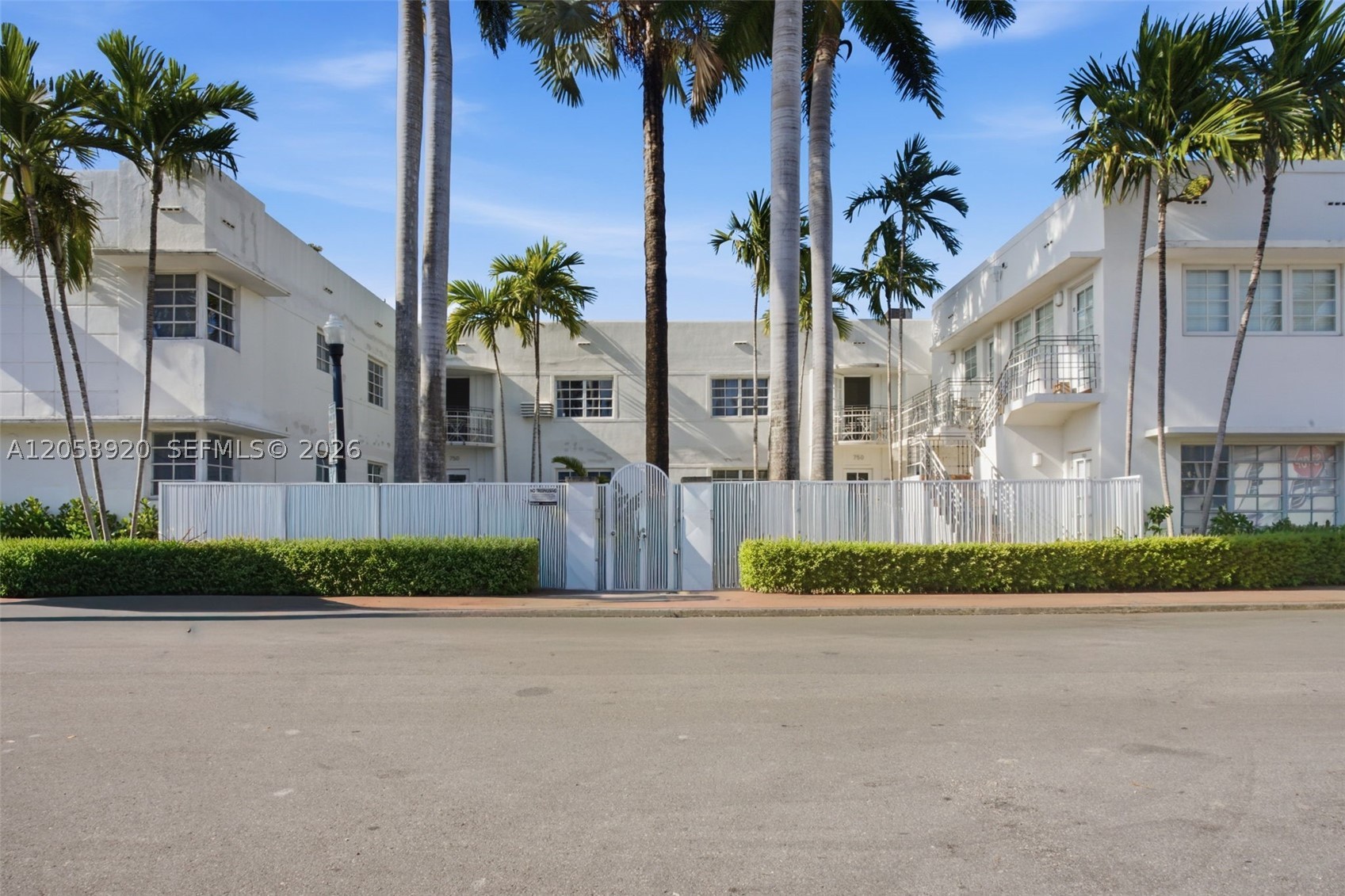 ESPANOLA COURT CONDO - Residential