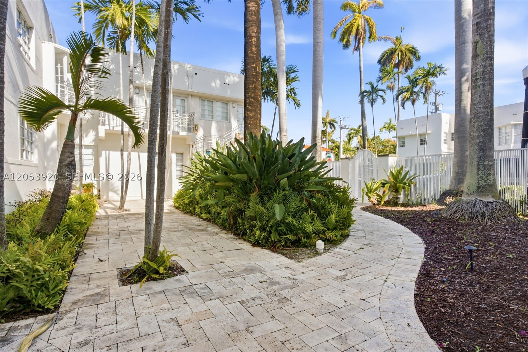 ESPANOLA COURT CONDO - Residential