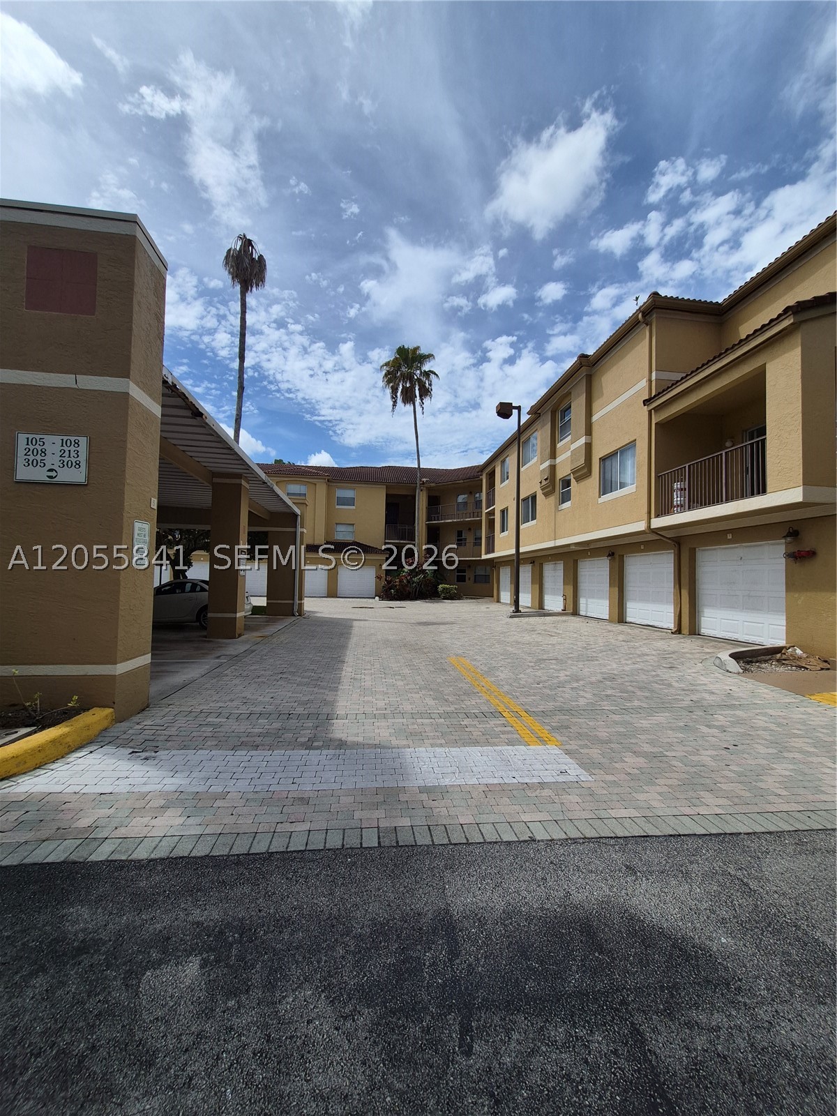 PARAGON PLANTATION CONDO - Residential Lease