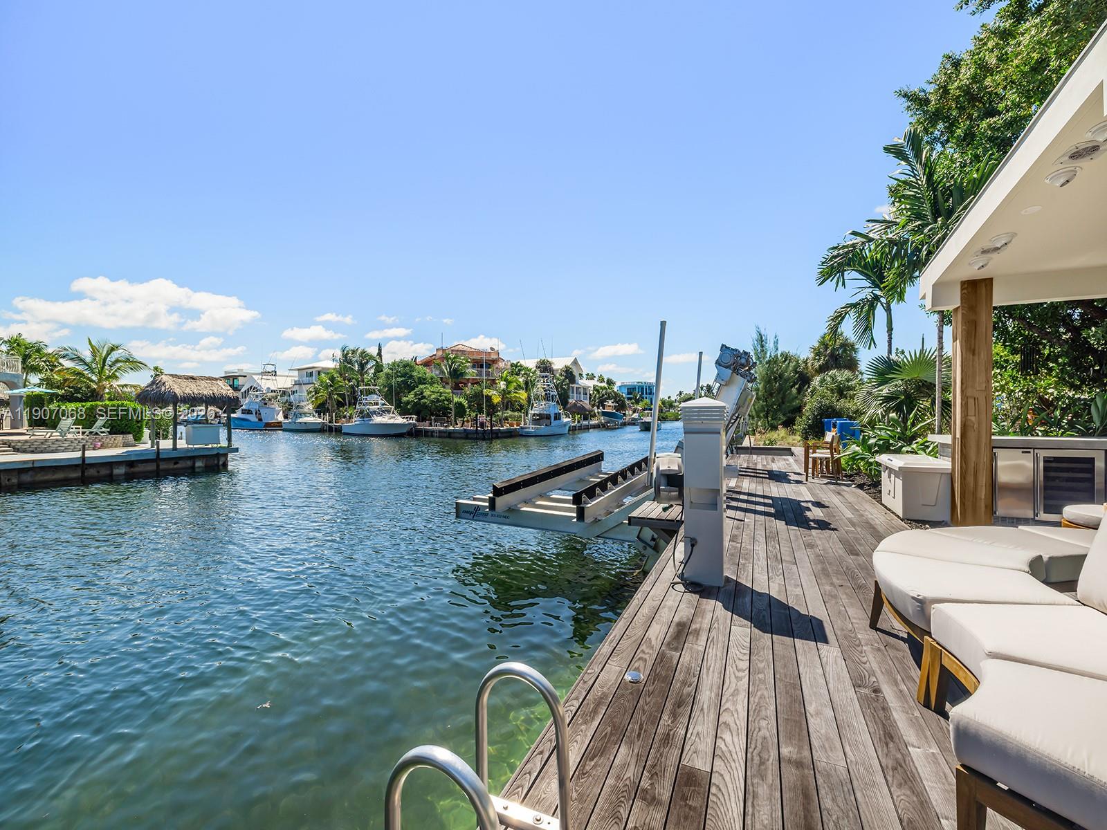 PORT ANTIGUA PLAT NO 2 - Residential