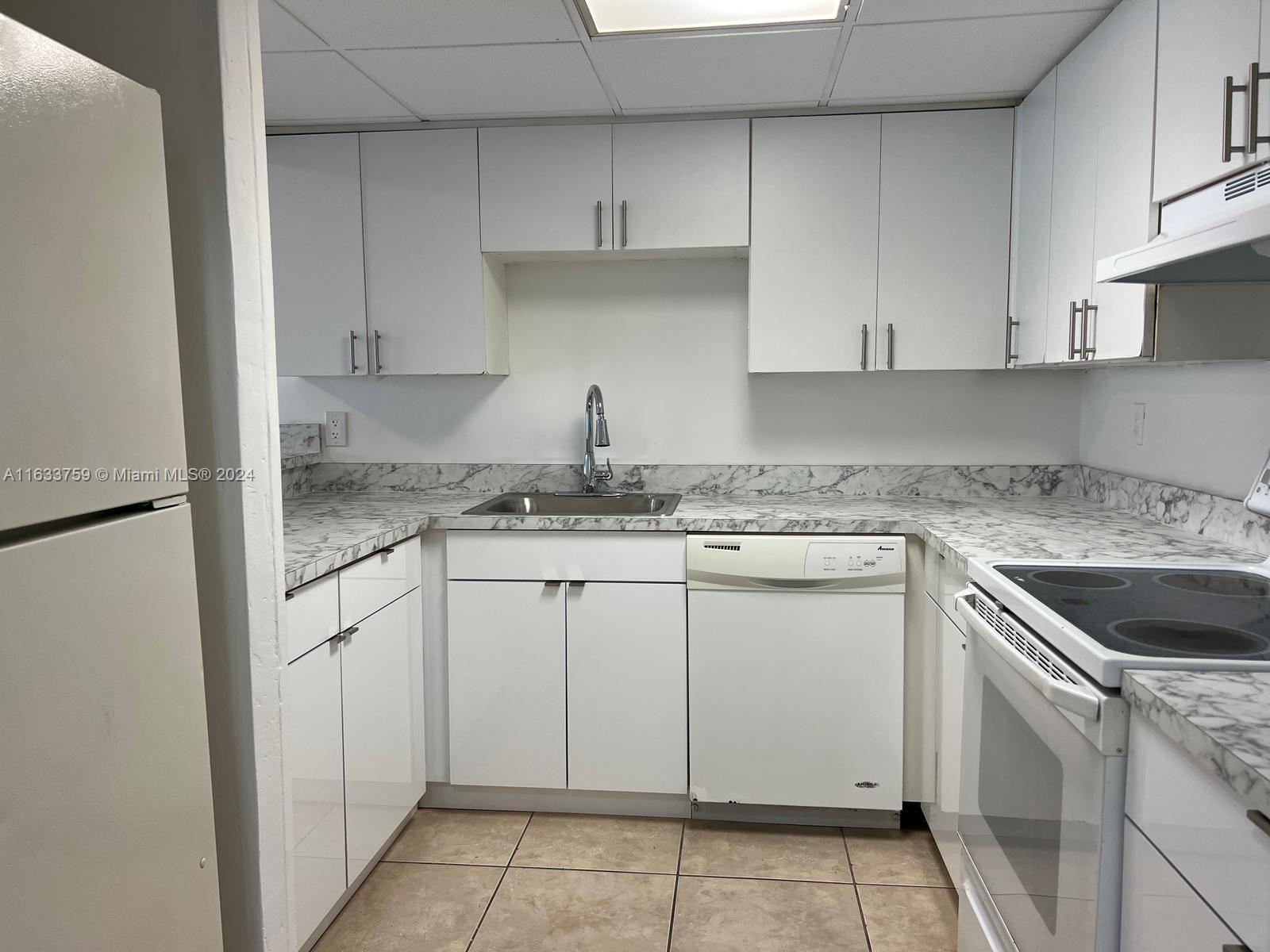 CORAL GATE WEST CONDO - Residential Lease