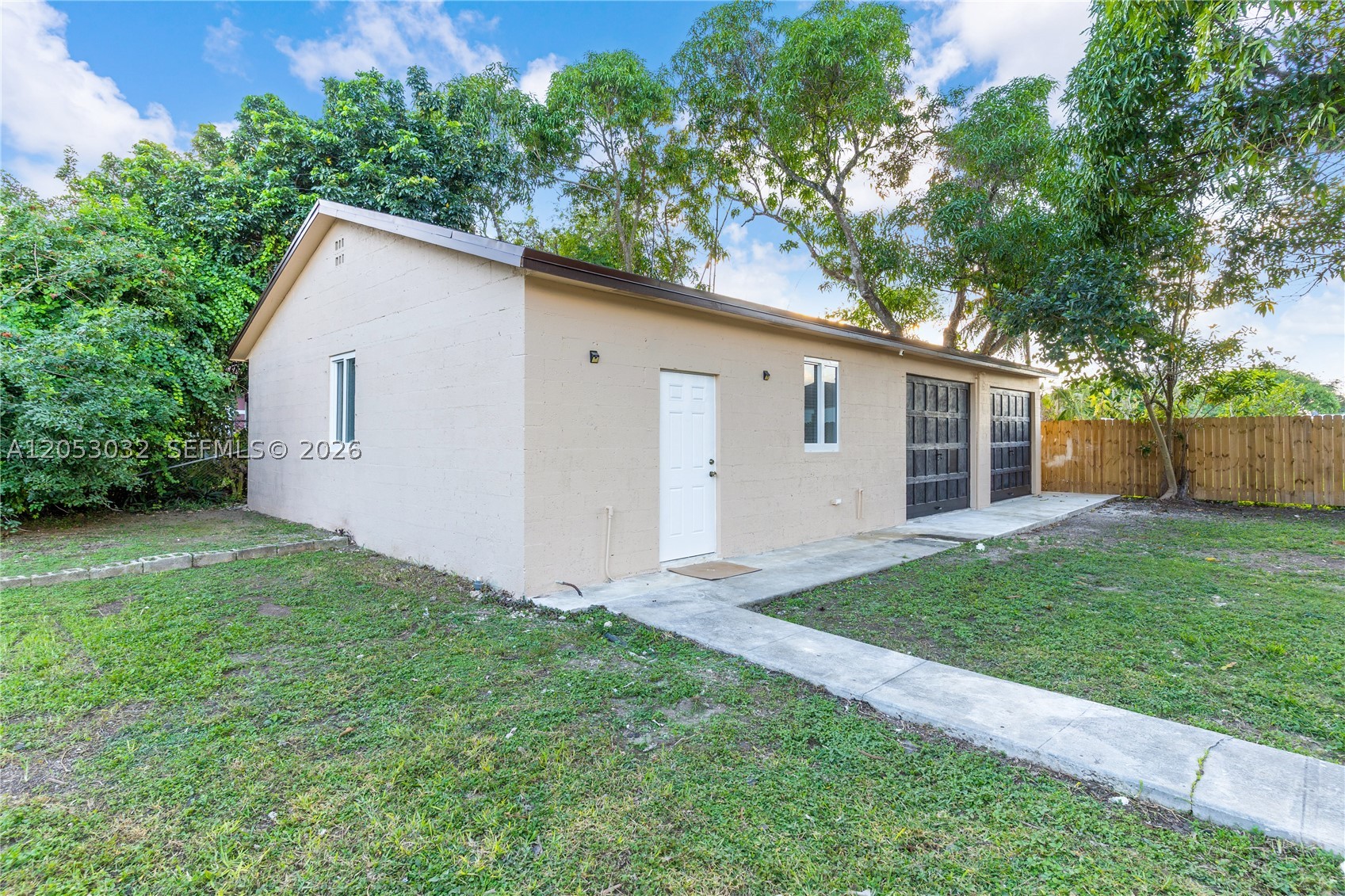 TOWN OF FLORIDA CITY - Residential