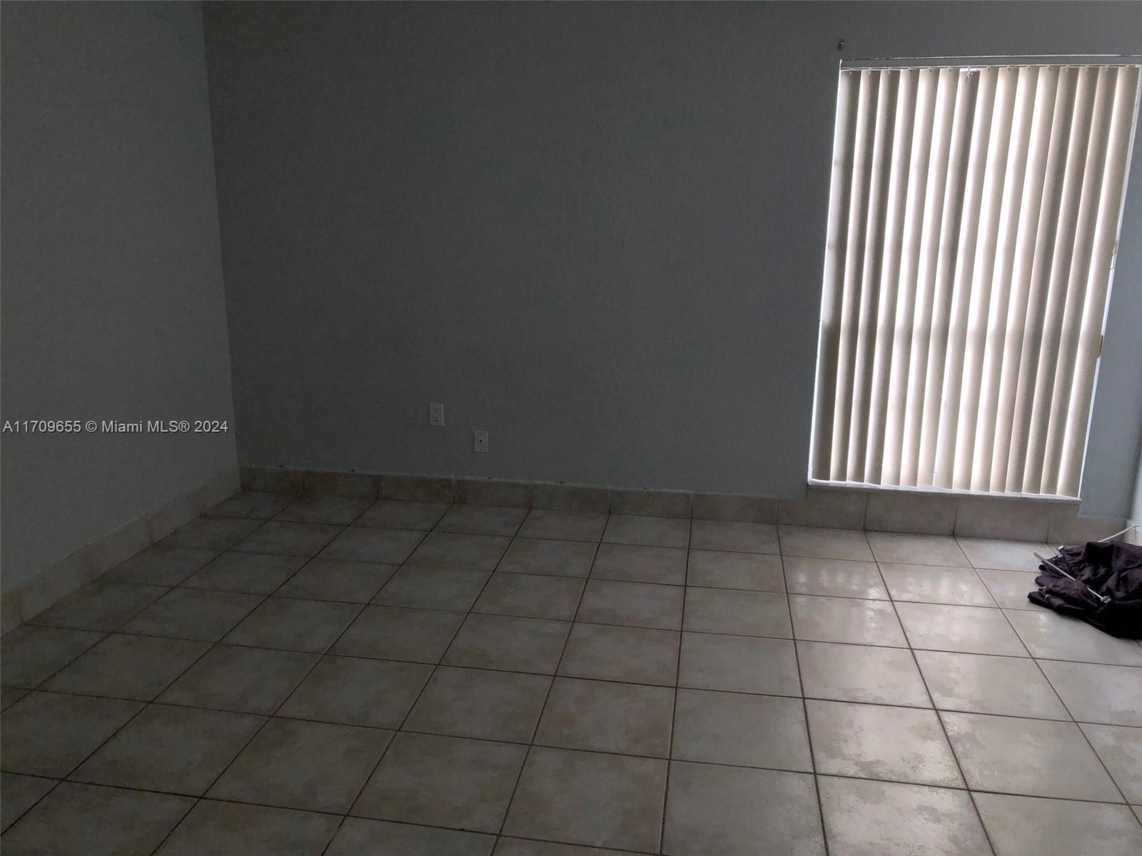 SPANISH TRACE CONDO - Residential Lease