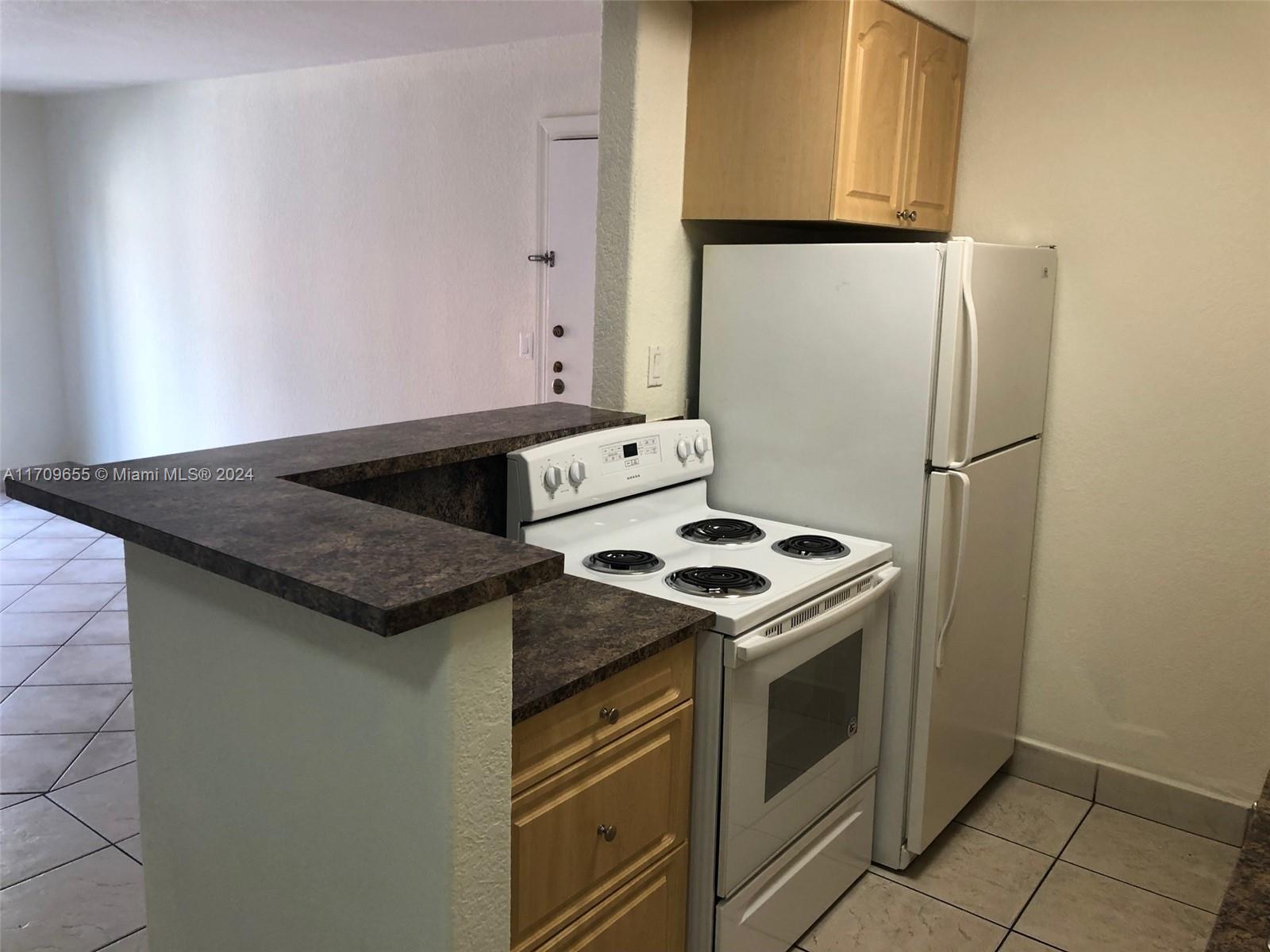 SPANISH TRACE CONDO - Residential Lease