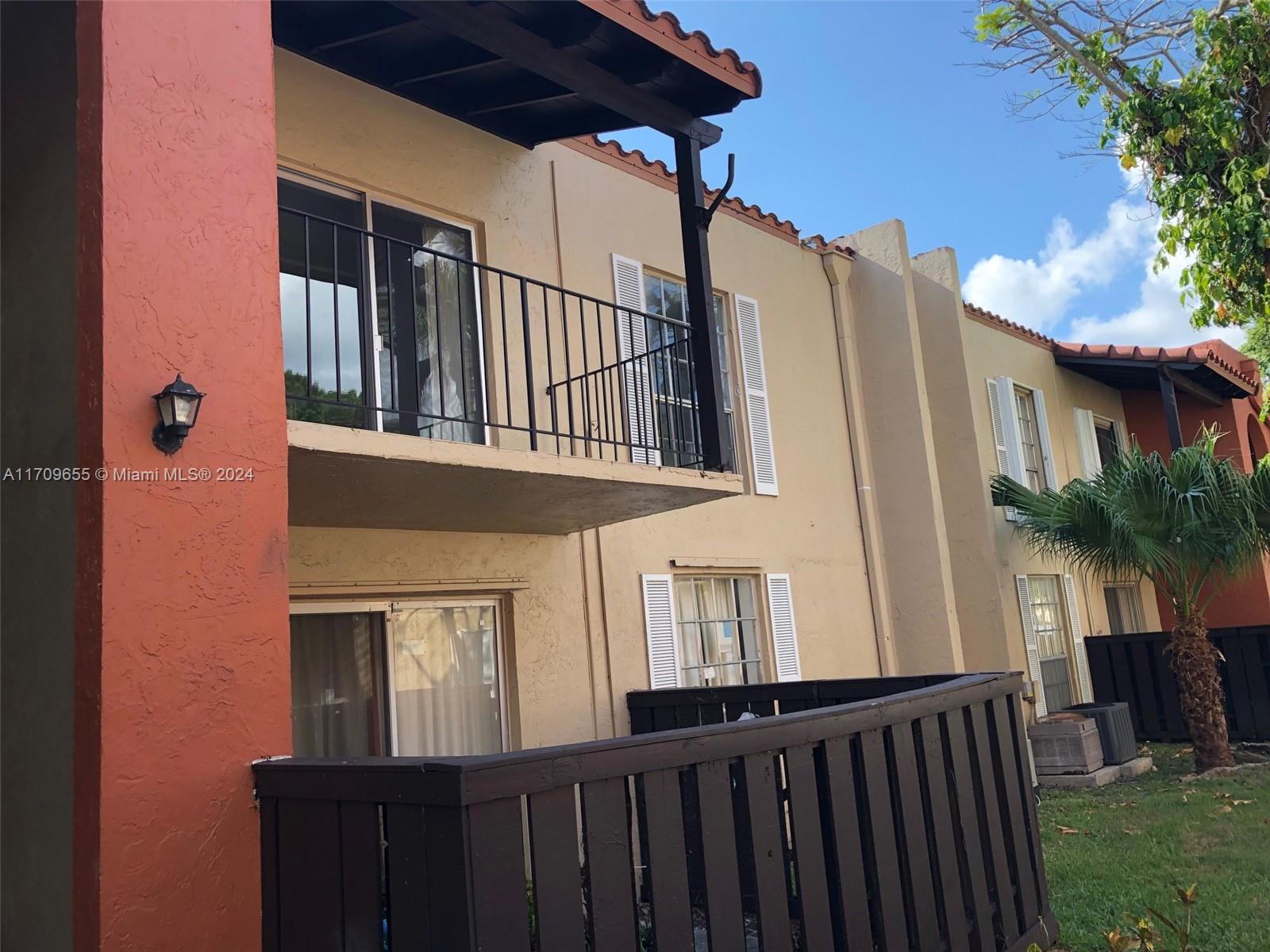 SPANISH TRACE CONDO - Residential Lease