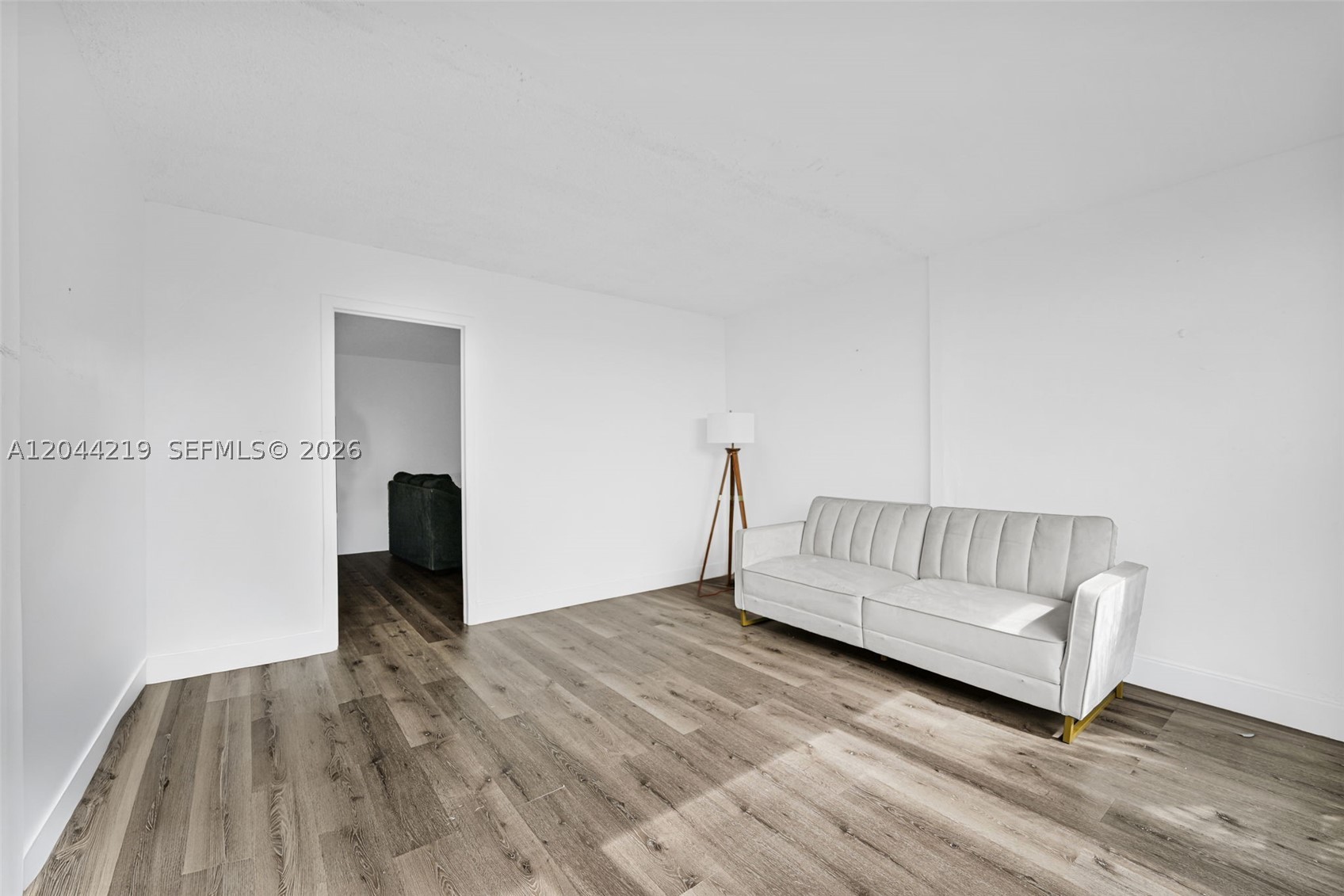 LAKE PARK CONDO NO 1 - BL - Residential