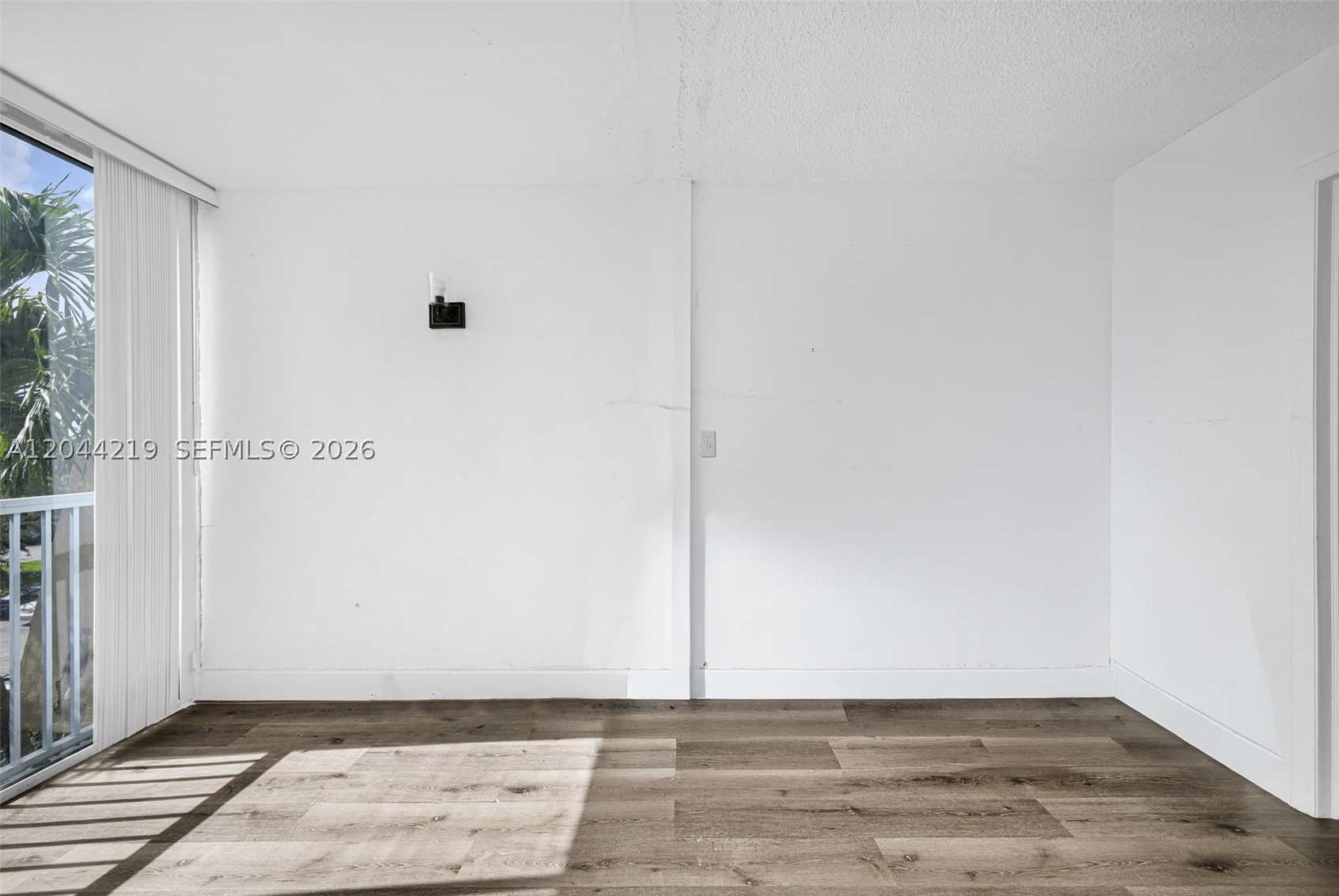 LAKE PARK CONDO NO 1 - BL - Residential