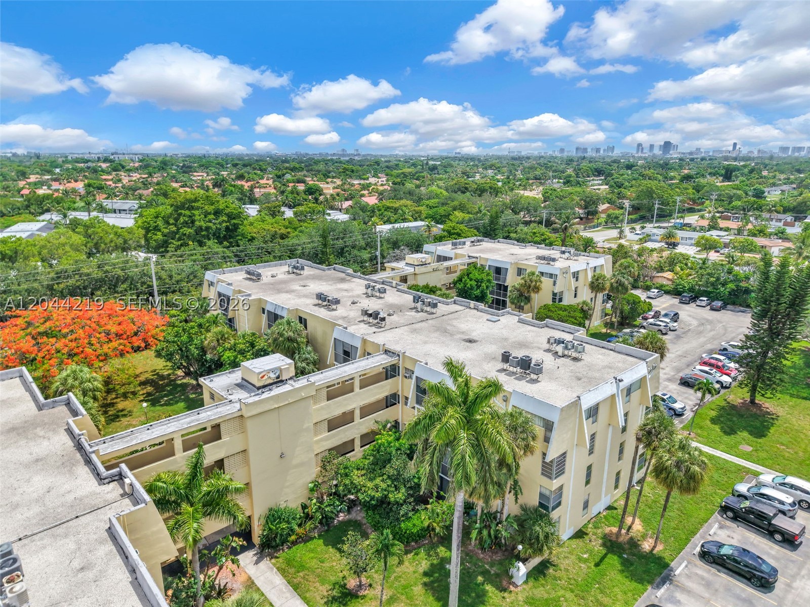 LAKE PARK CONDO NO 1 - BL - Residential