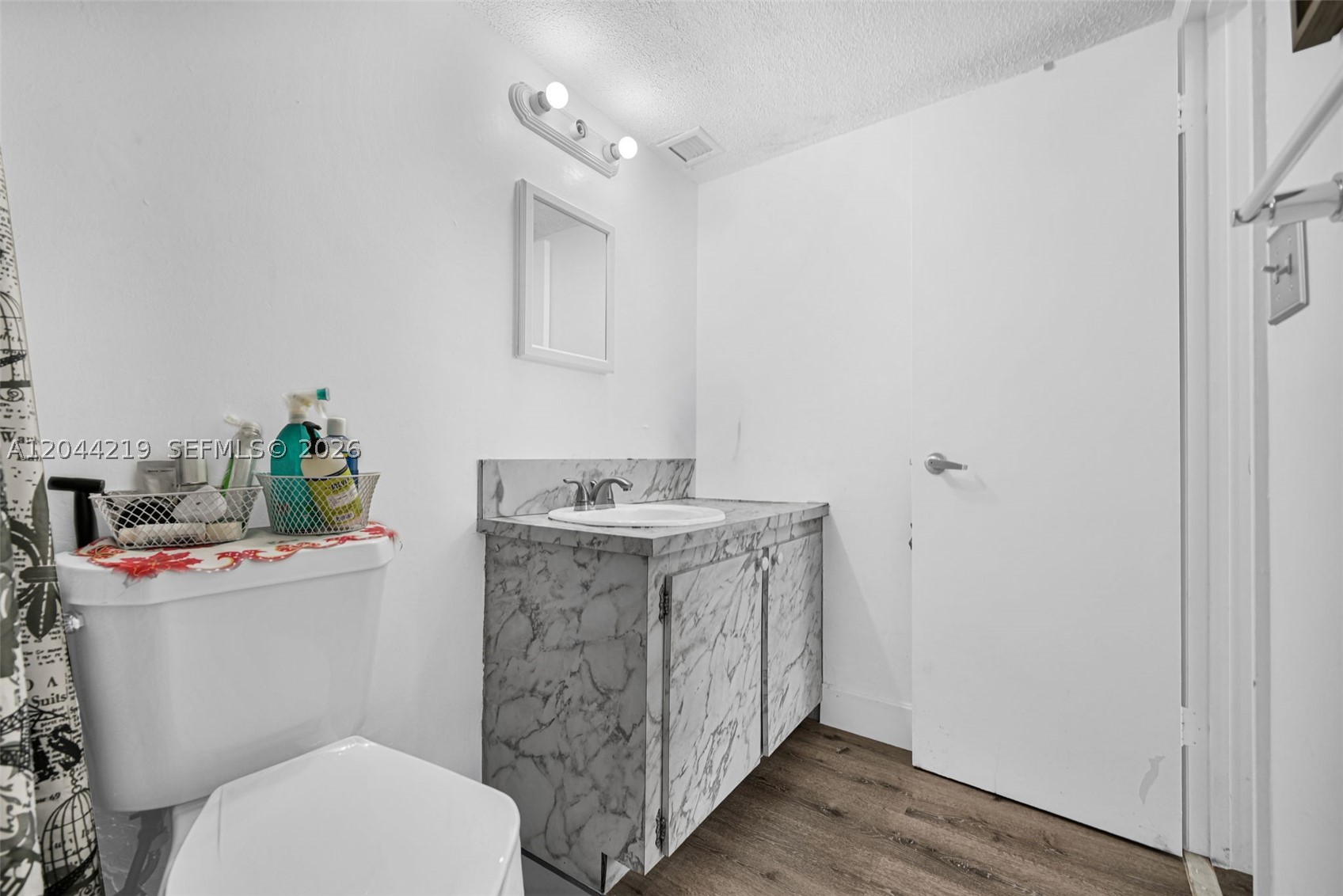 LAKE PARK CONDO NO 1 - BL - Residential