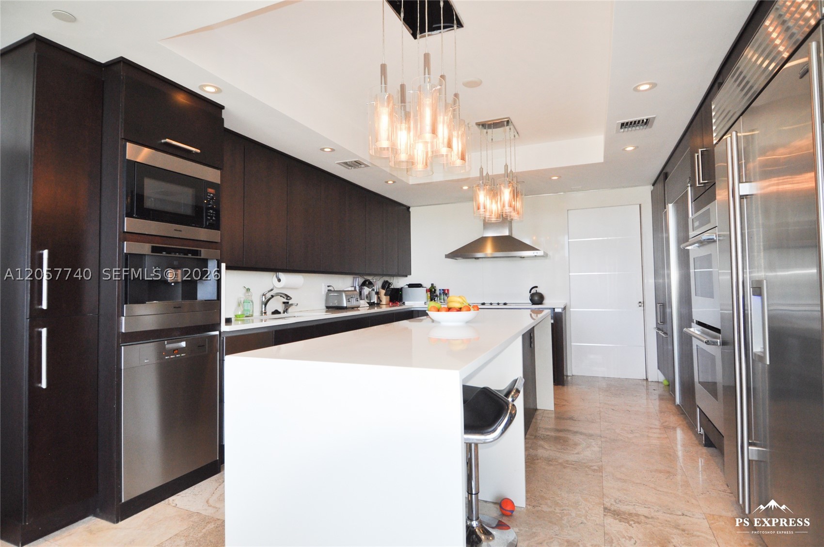 GRAND BAY TOWER CONDO - Residential