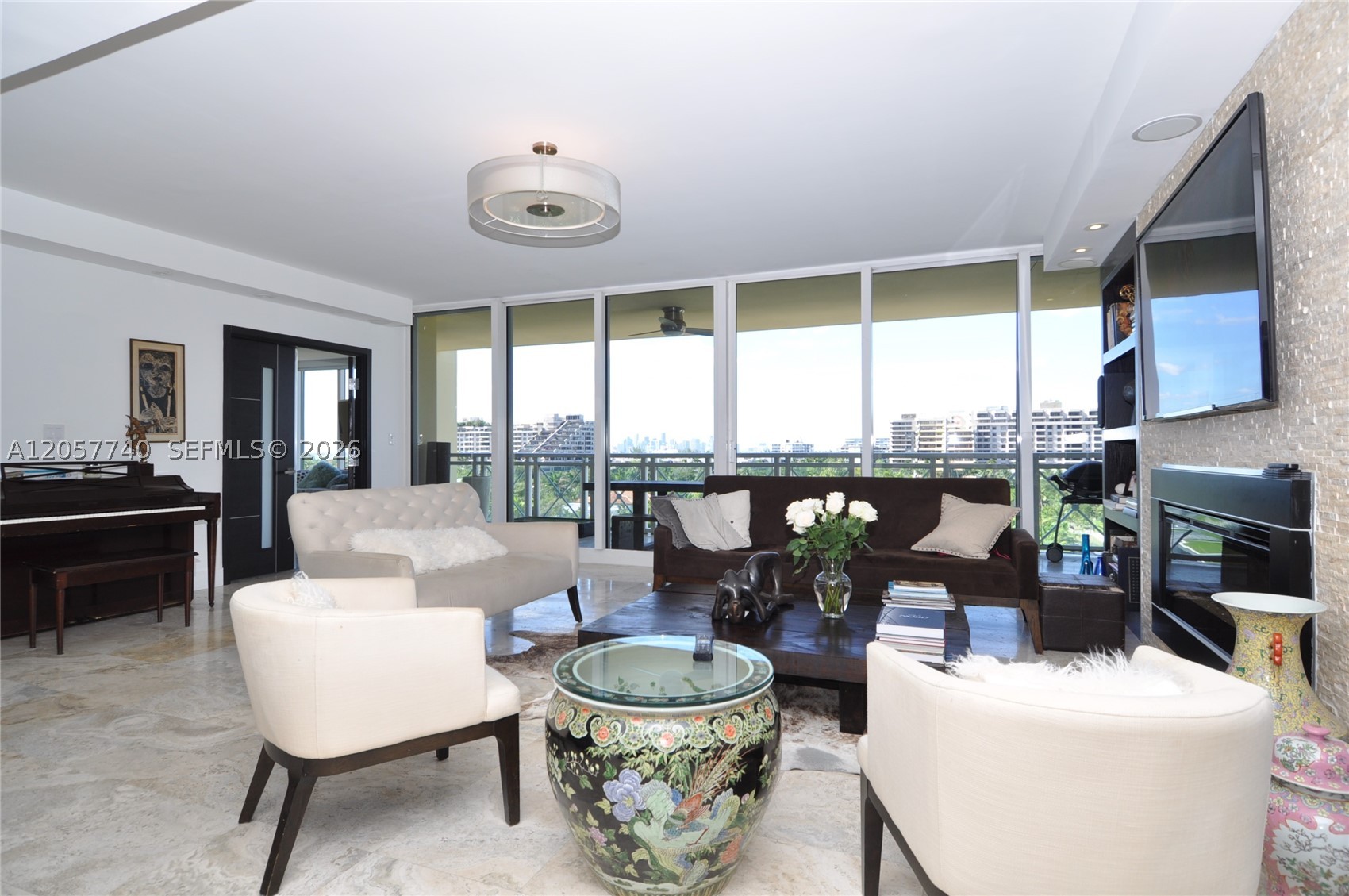 GRAND BAY TOWER CONDO - Residential