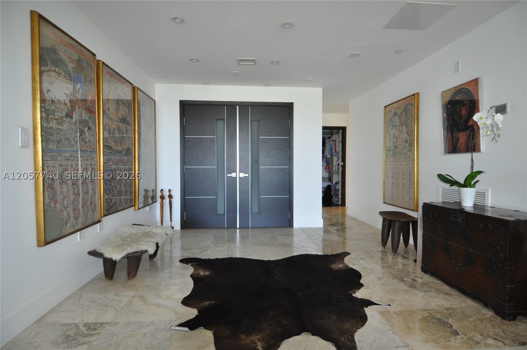 GRAND BAY TOWER CONDO - Residential