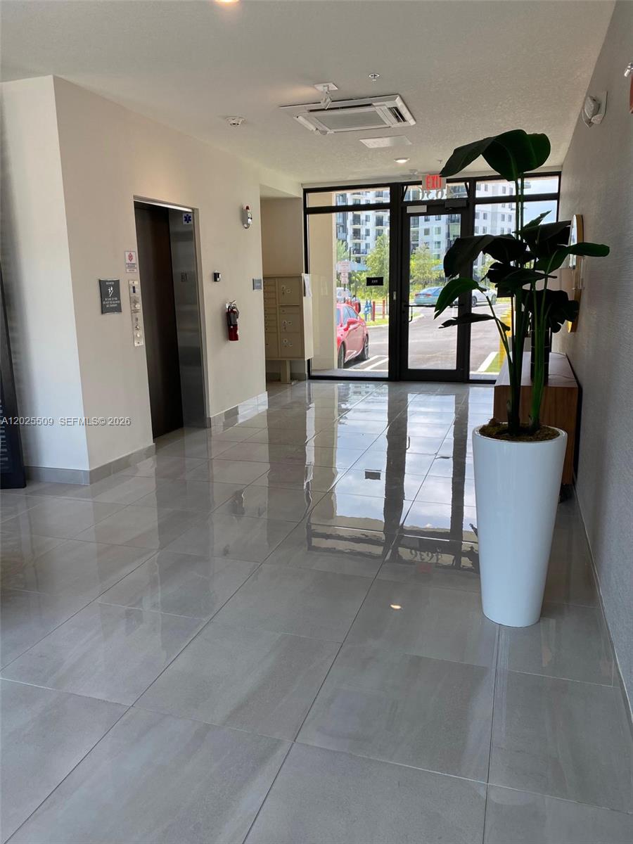 URBANA AT THE RESIDENCES C - Residential Lease
