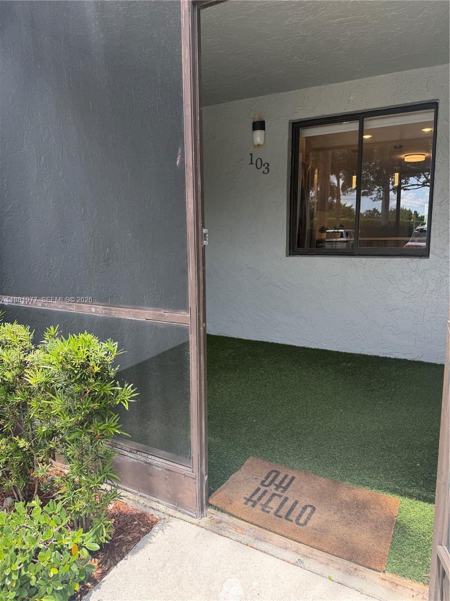 GARDENS AT BONAVENTURE 14 - Residential