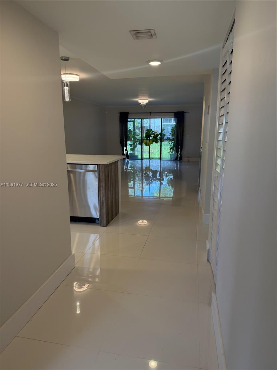 GARDENS AT BONAVENTURE 14 - Residential
