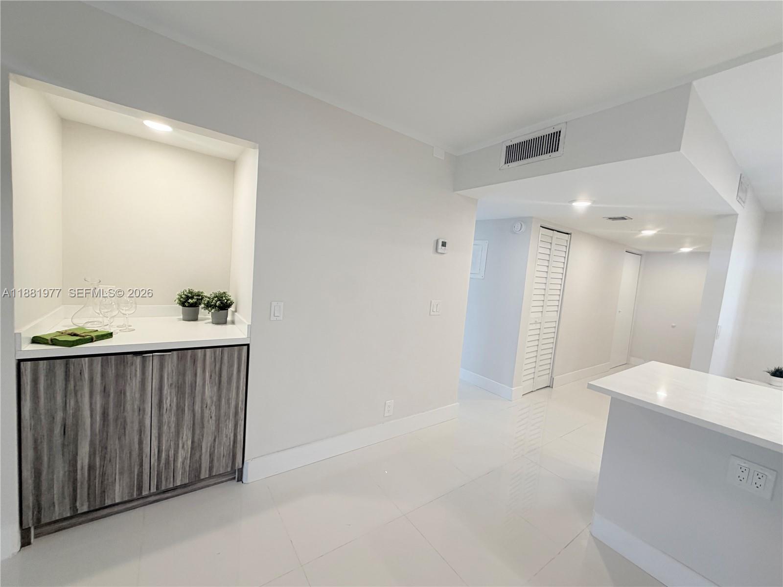 GARDENS AT BONAVENTURE 14 - Residential