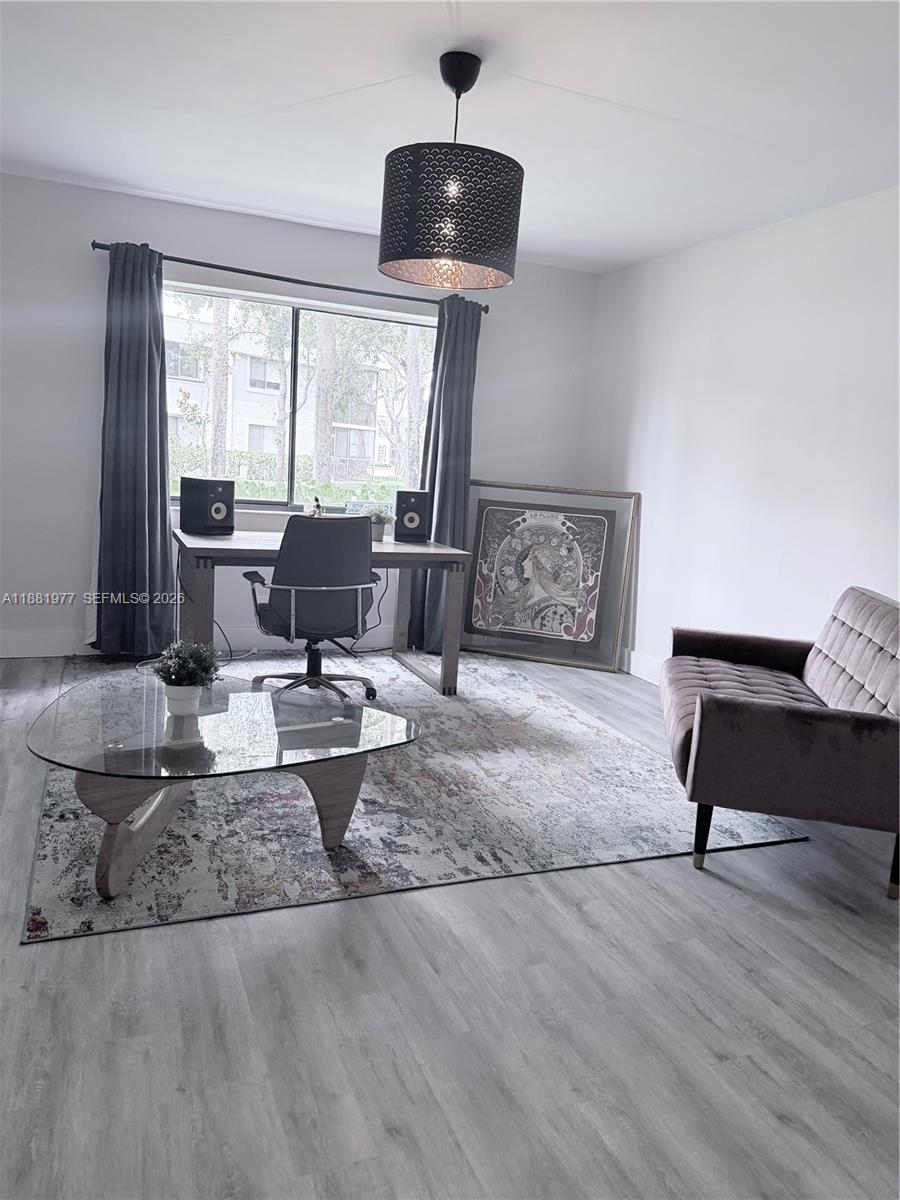 GARDENS AT BONAVENTURE 14 - Residential